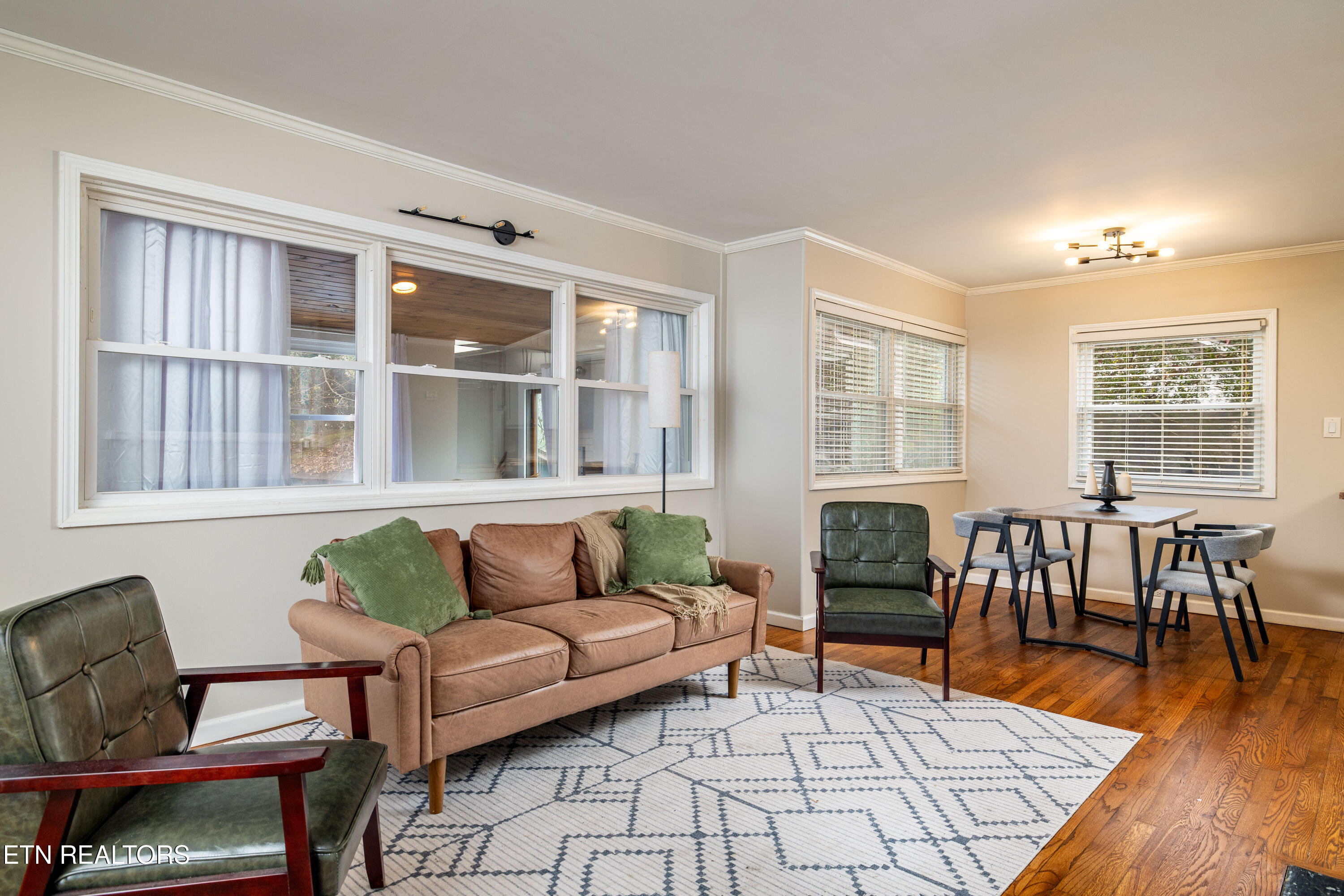 105 Cedar Lane