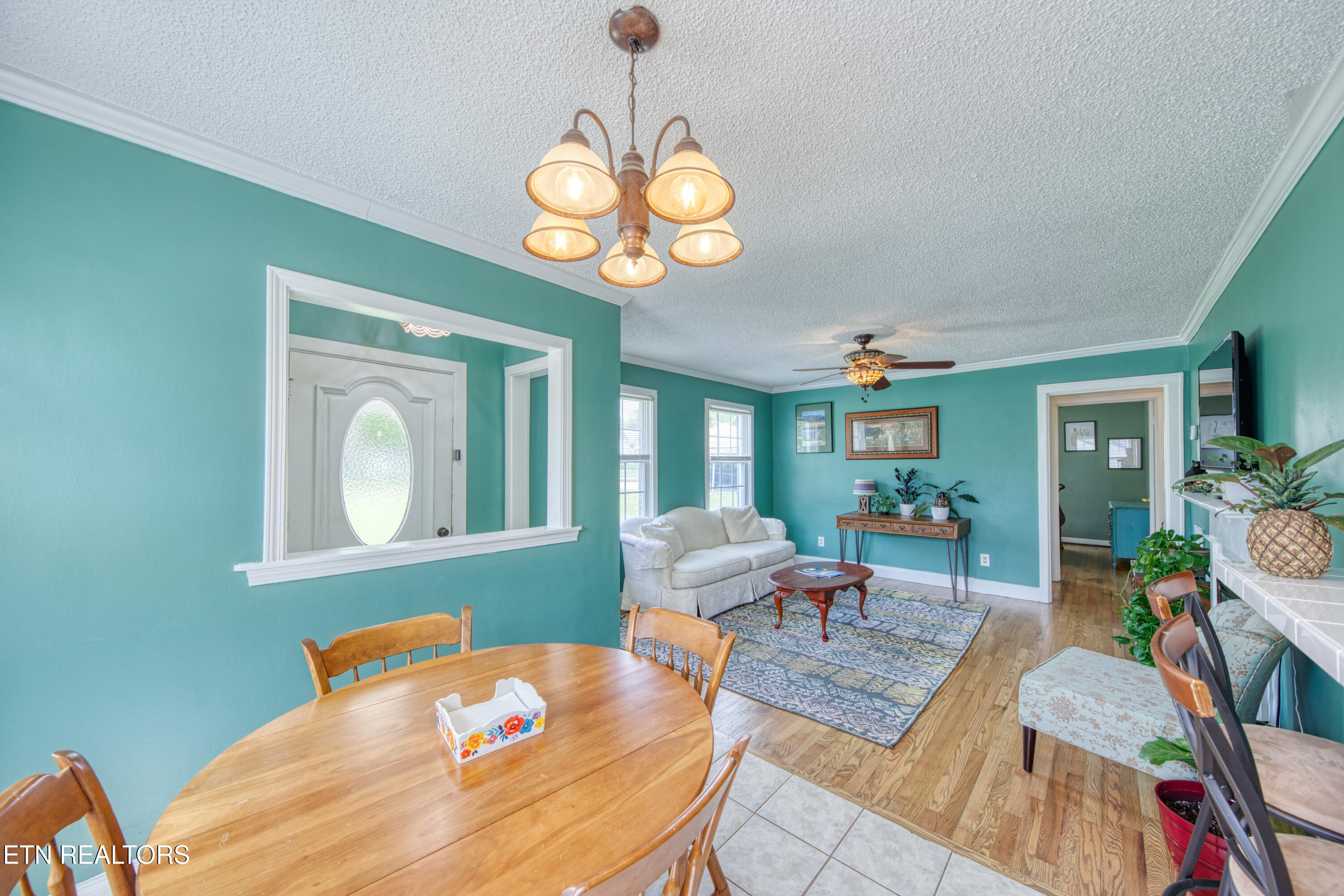 206 Boxwood Ave