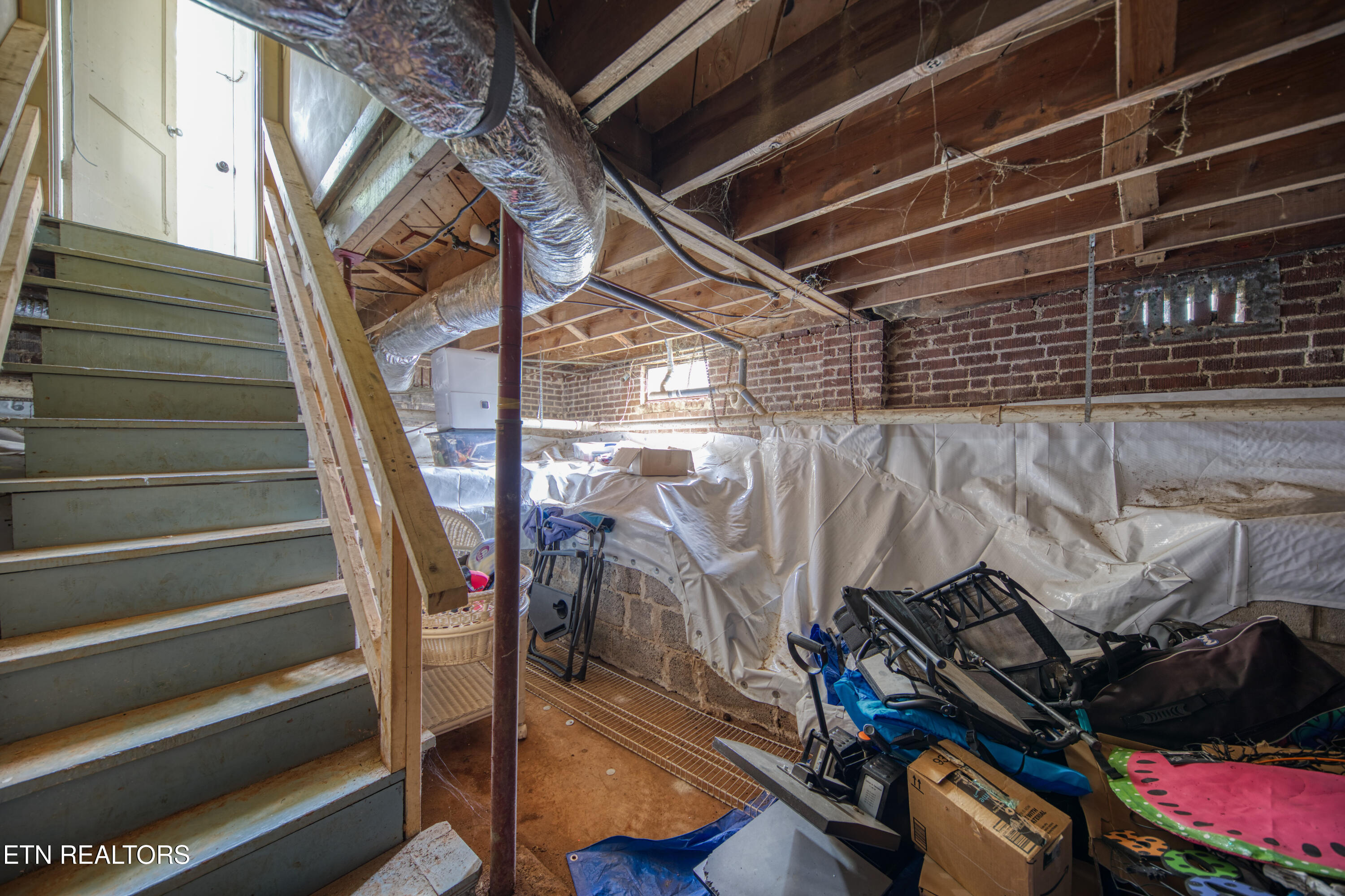 206 Boxwood Ave