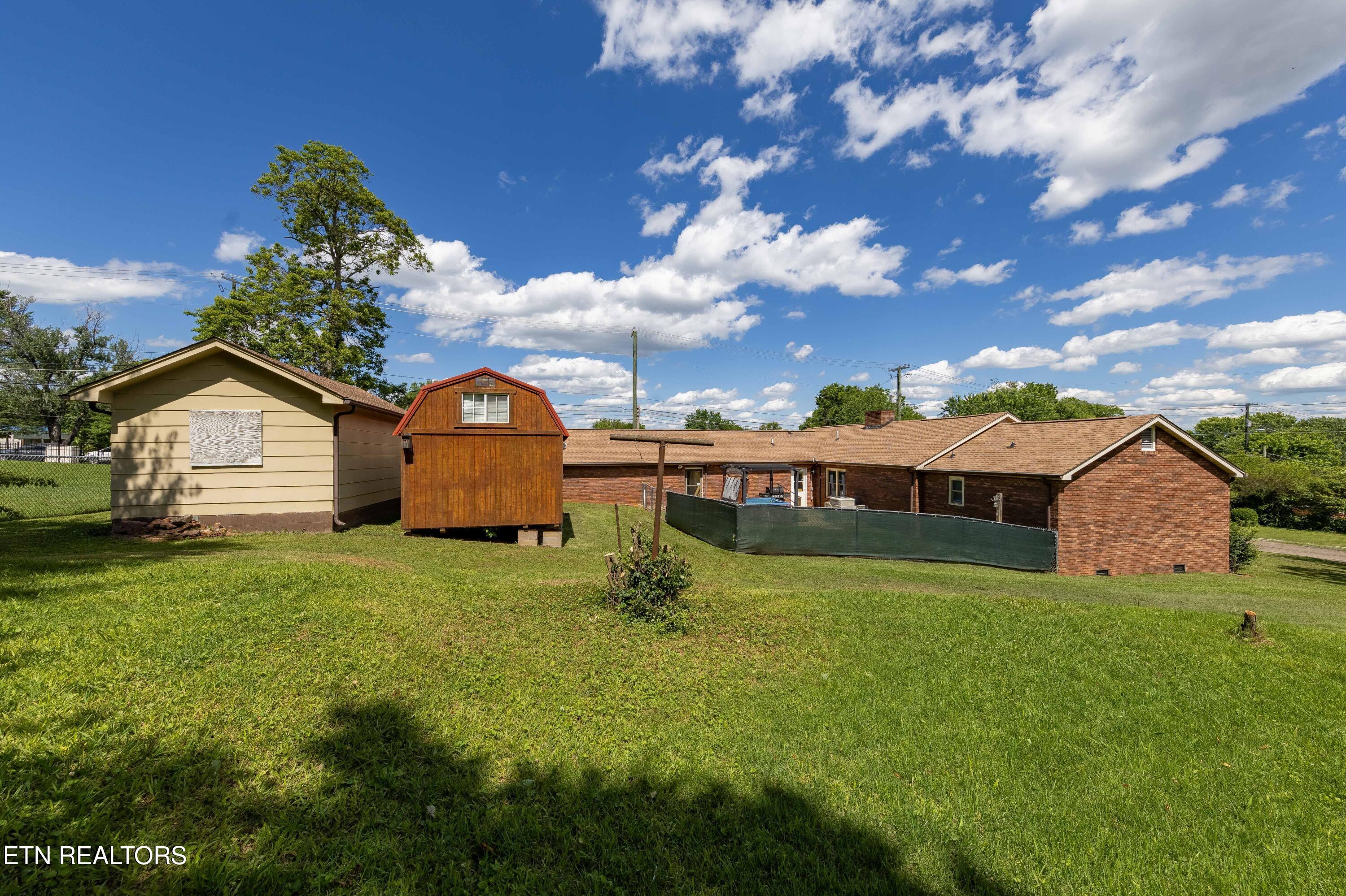 2231 Holbrook Drive