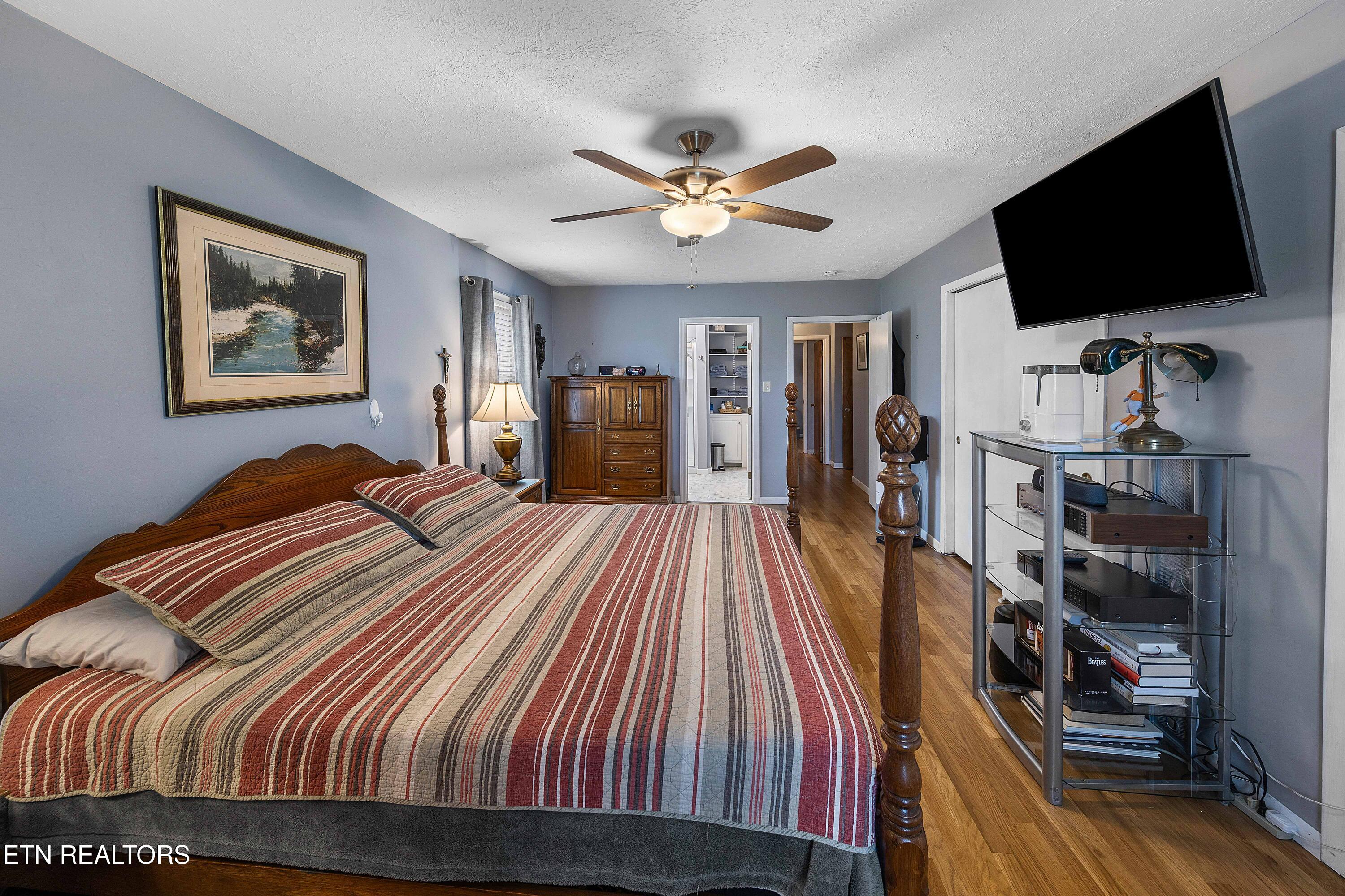 2231 Holbrook Drive