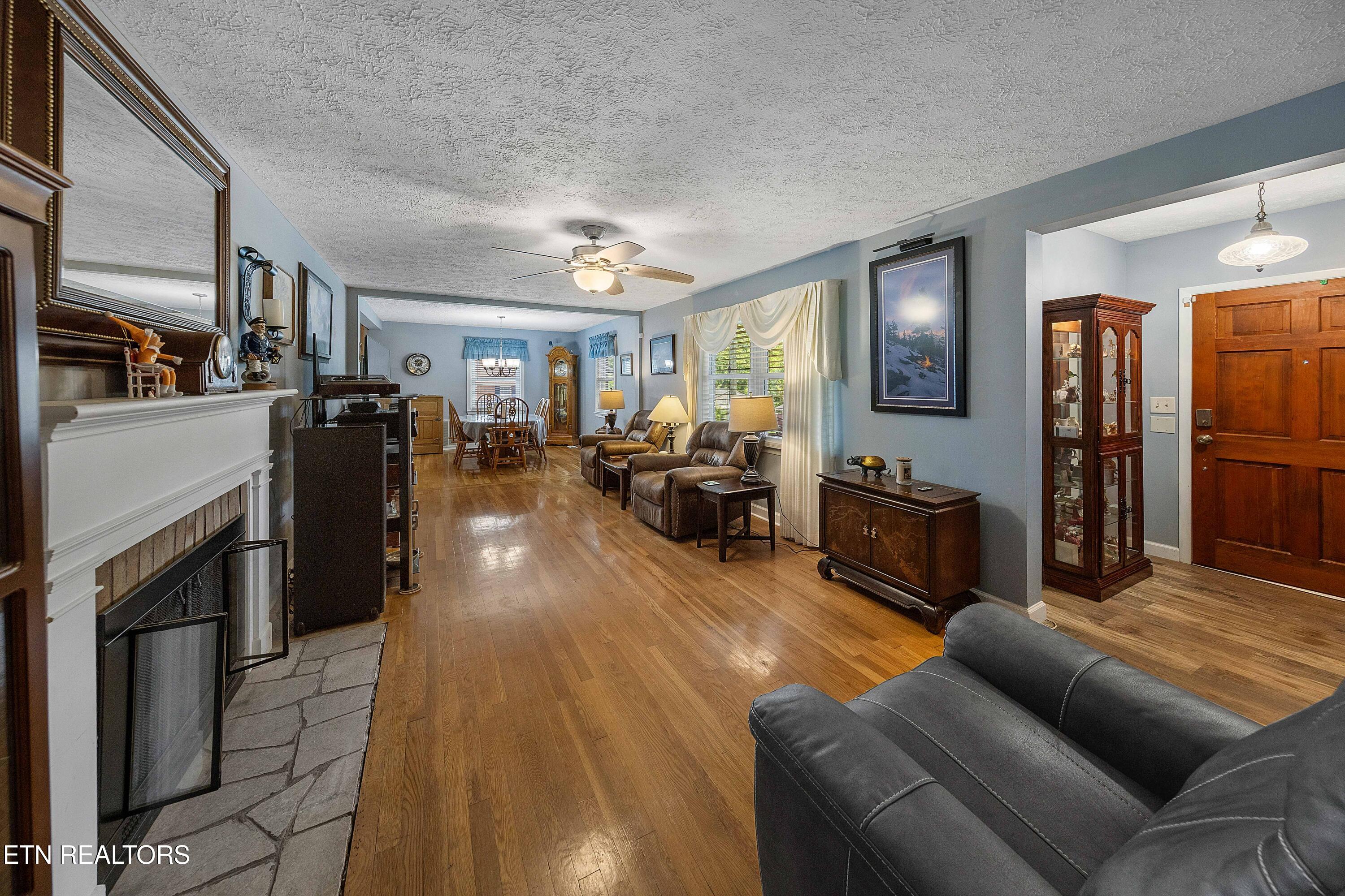 2231 Holbrook Drive