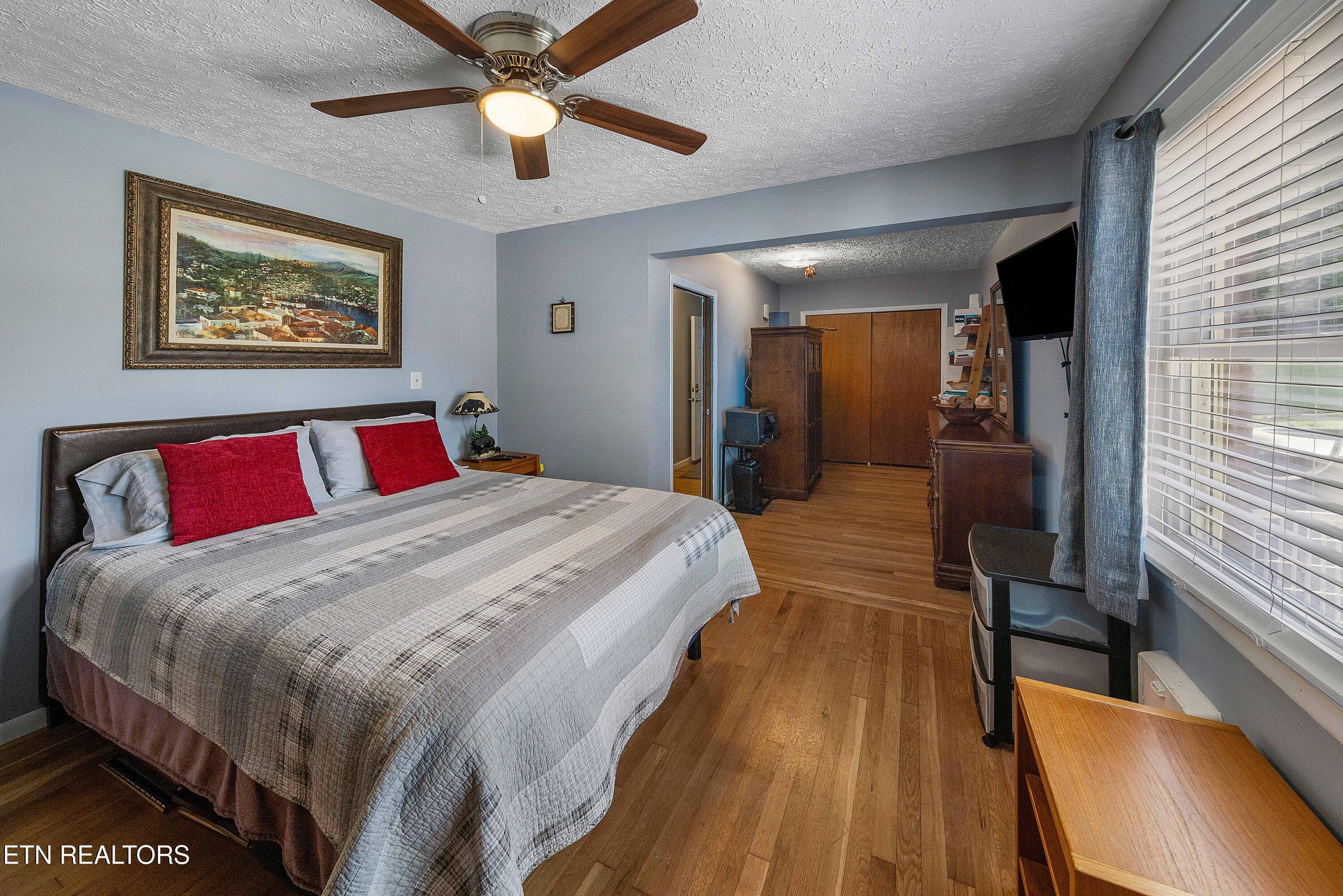 2231 Holbrook Drive