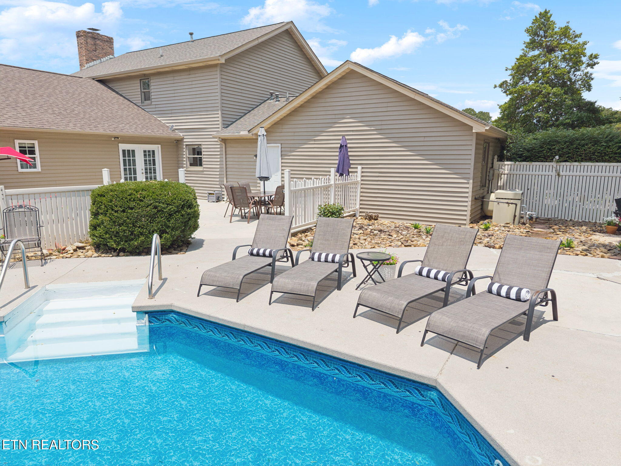 931 Sugarwood Drive
