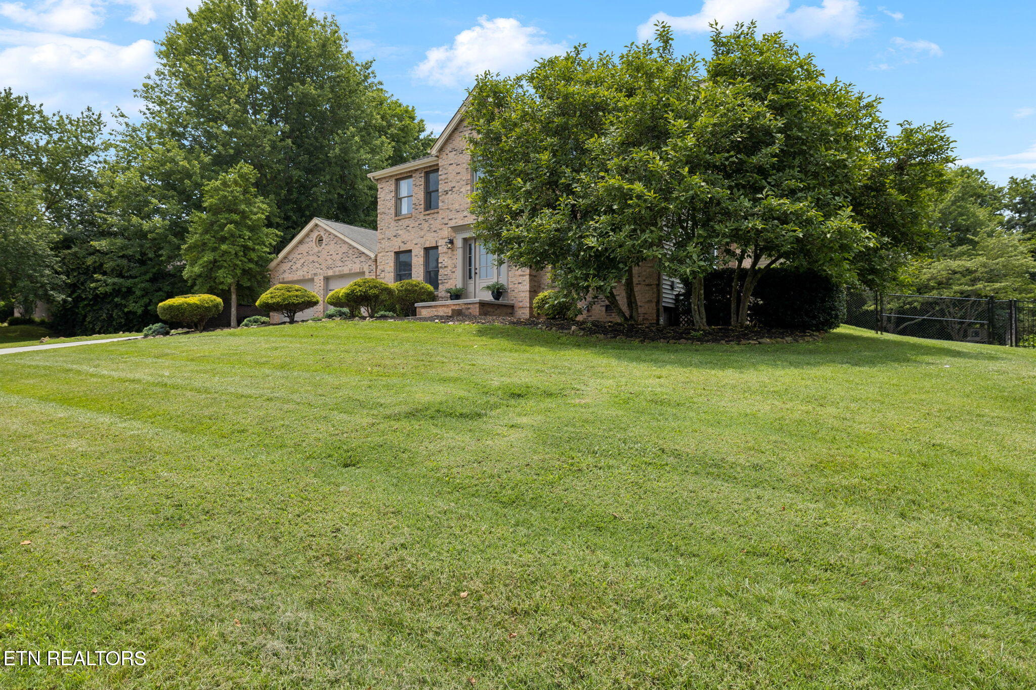 931 Sugarwood Drive