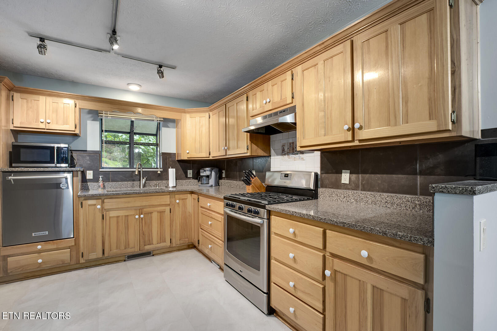 454 Davis Drive
