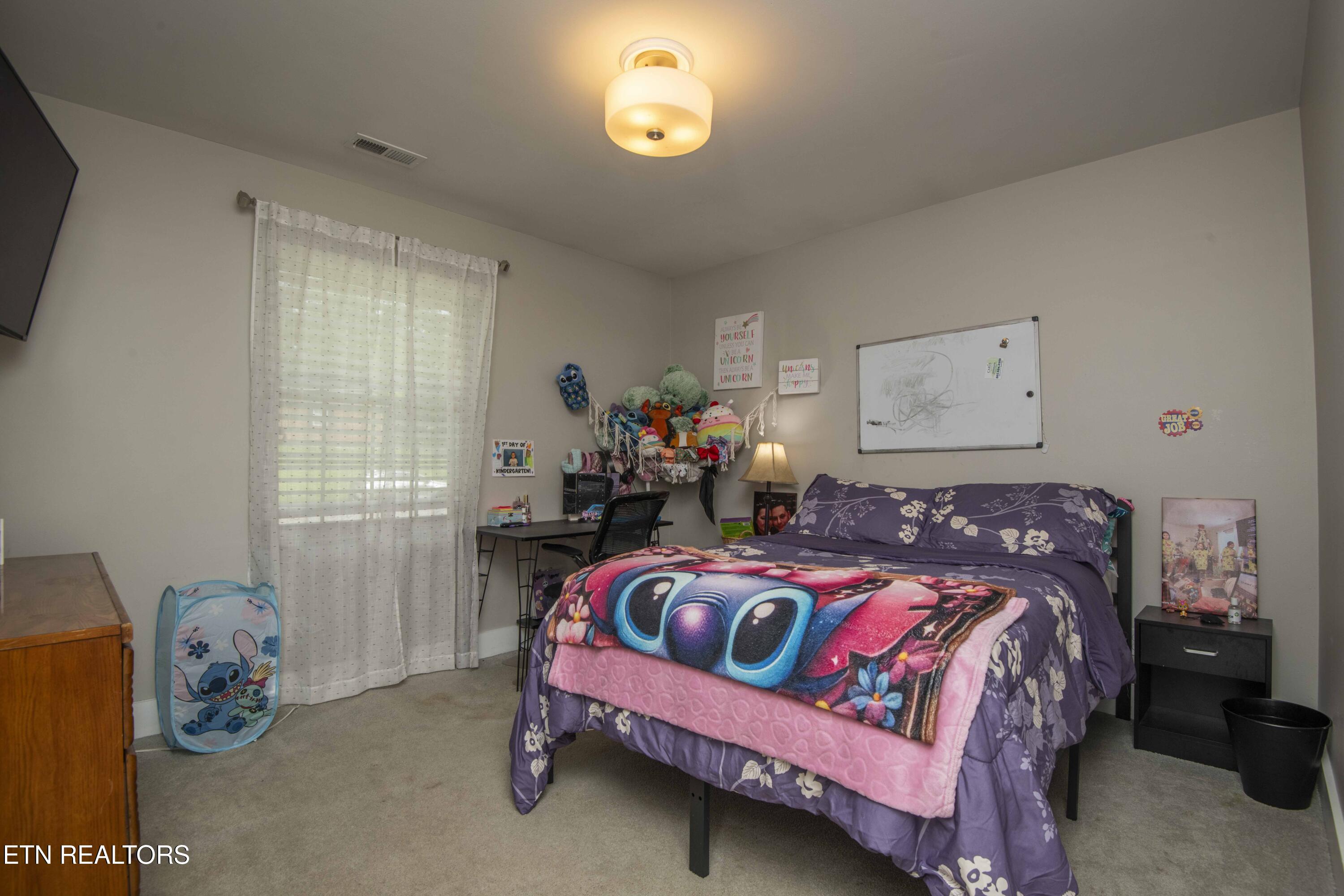 1104 Remington Rd