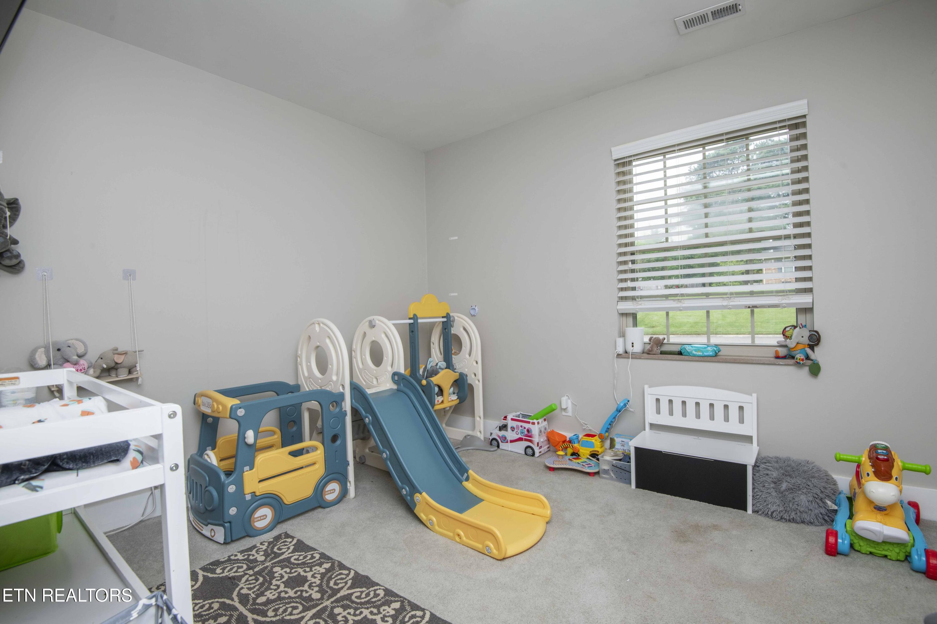 1104 Remington Rd
