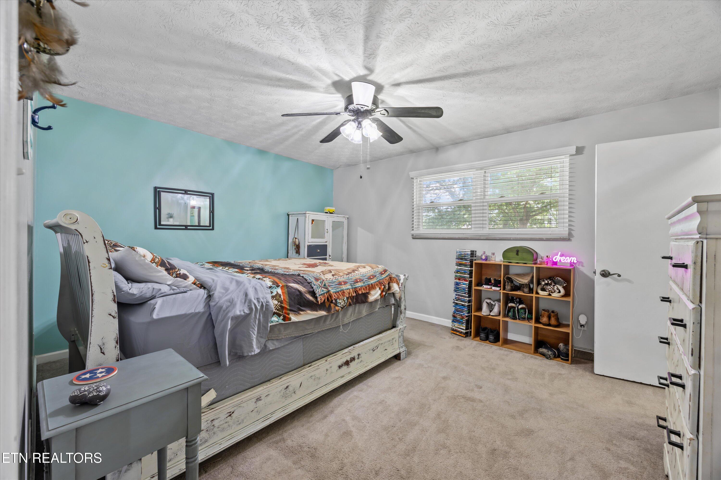 102 Candora Rd