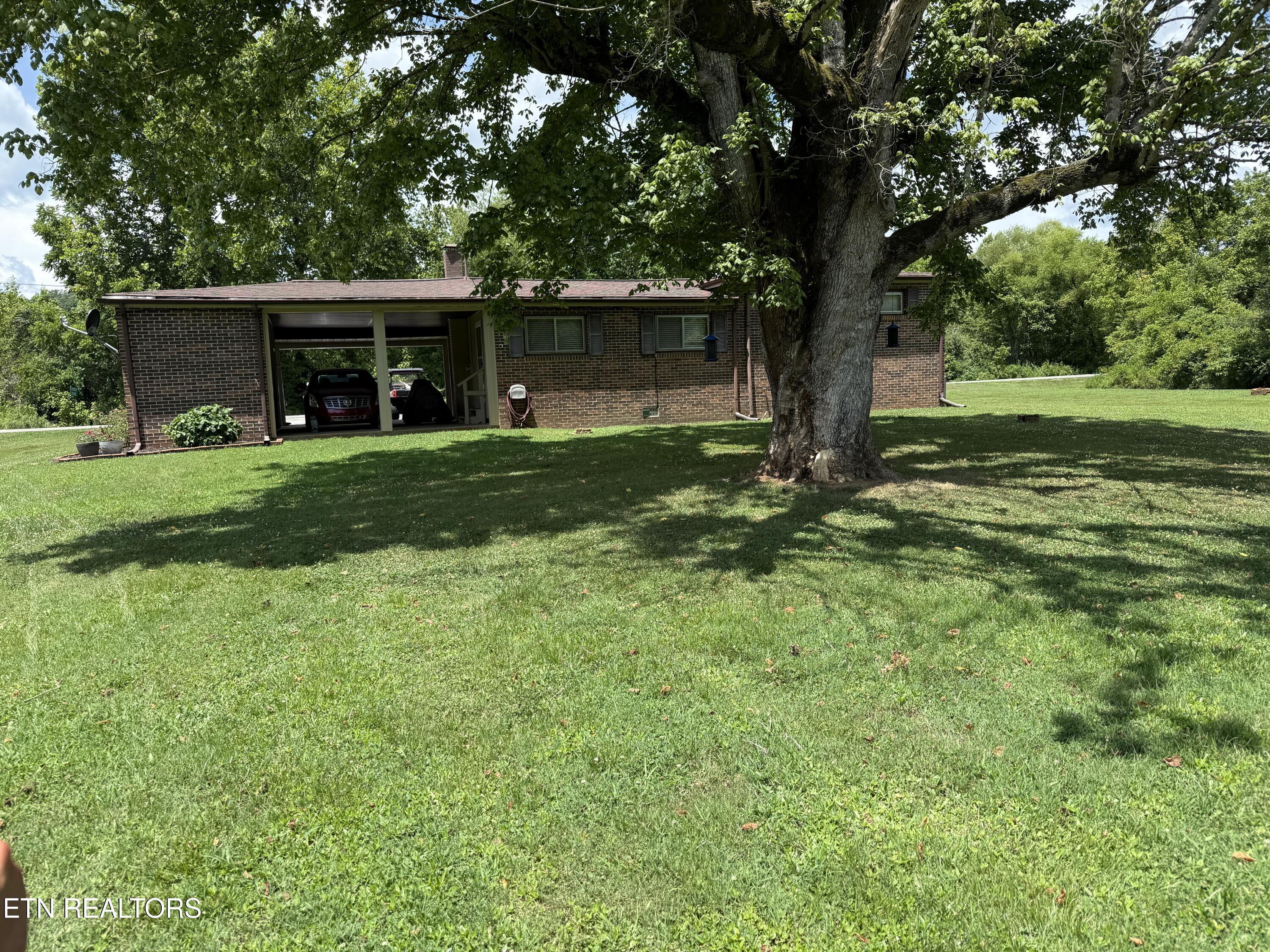137 Dogtown Rd Rd
