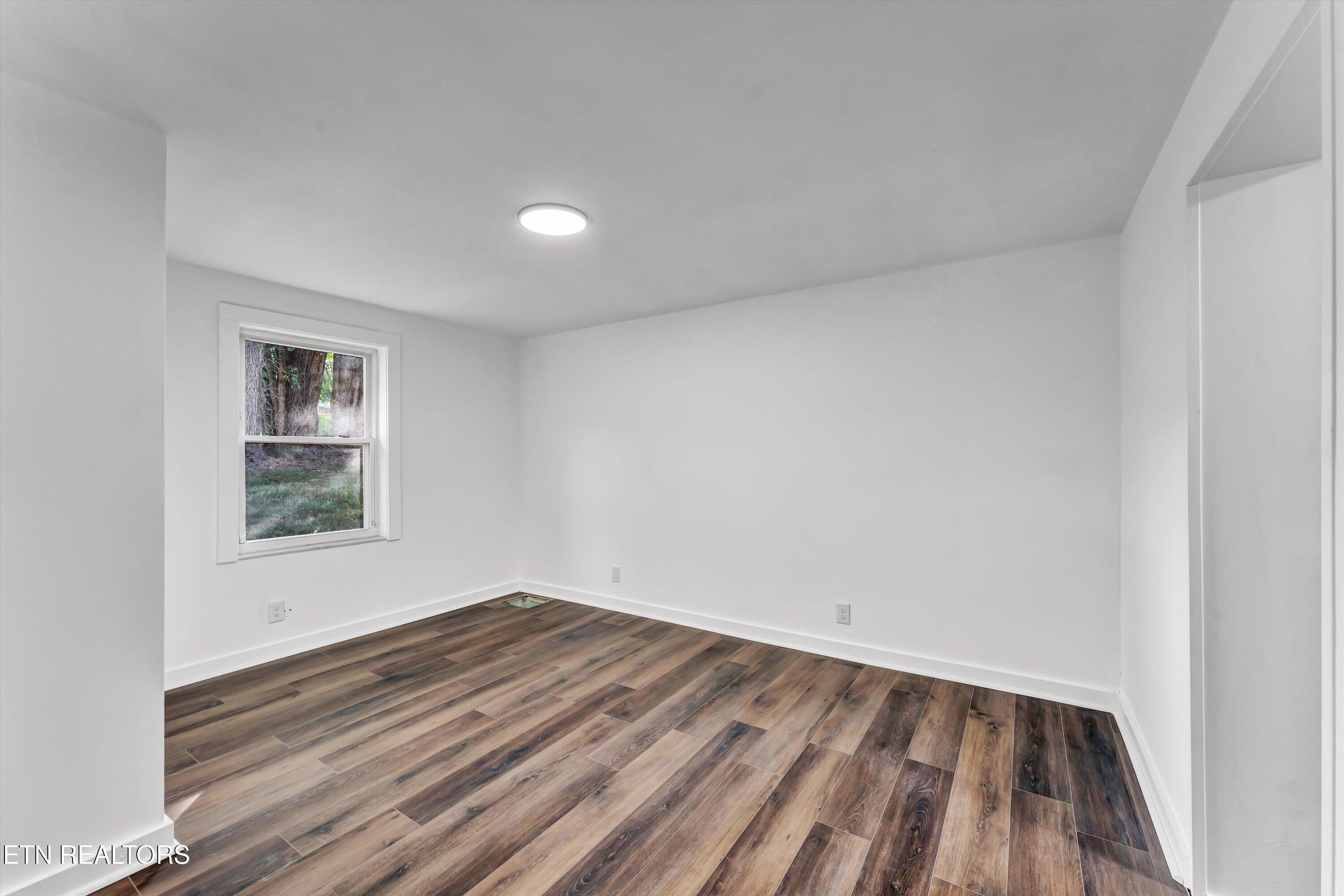 6221 Babelay Rd