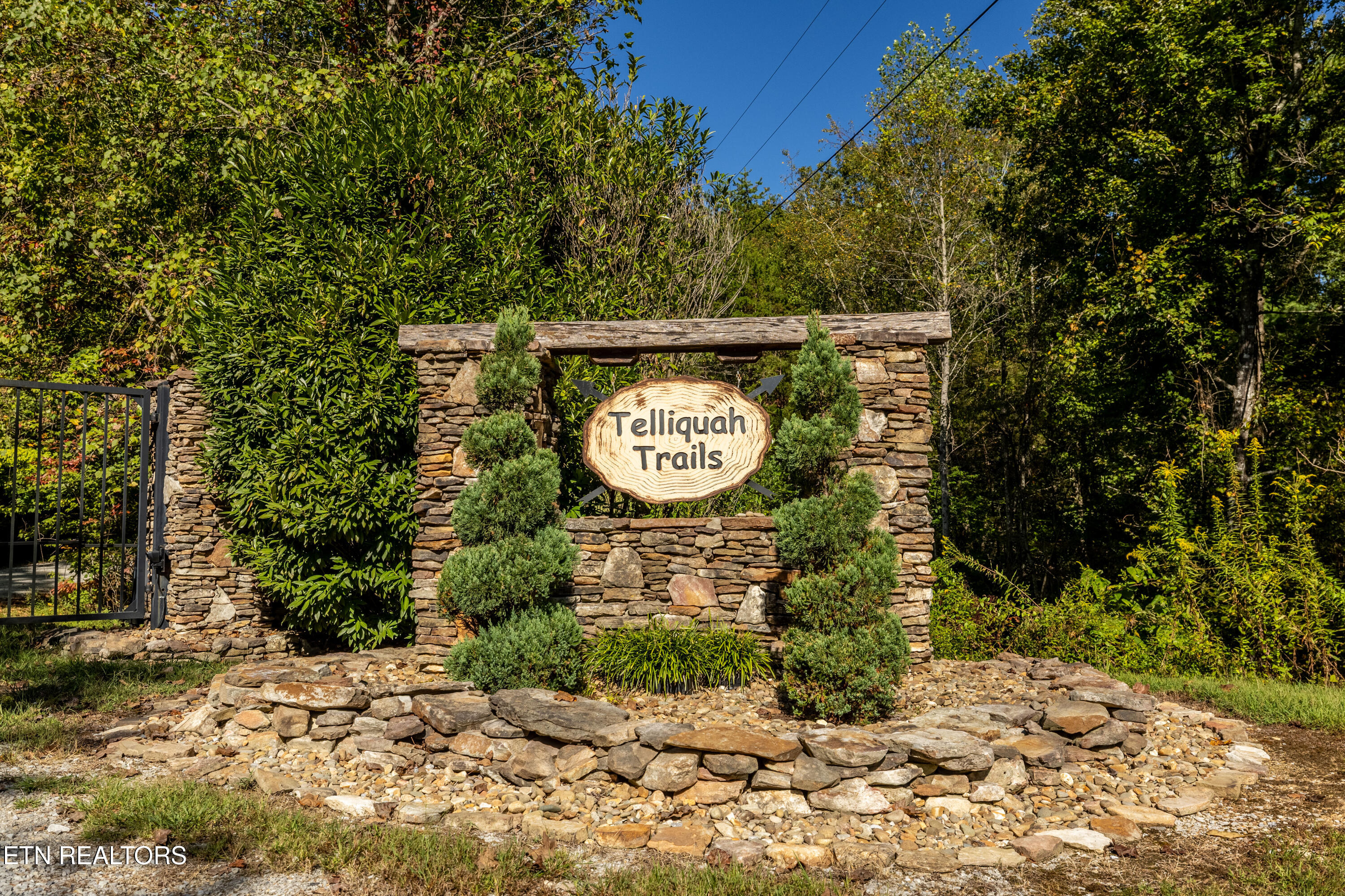 105 Warriors Passage Drive