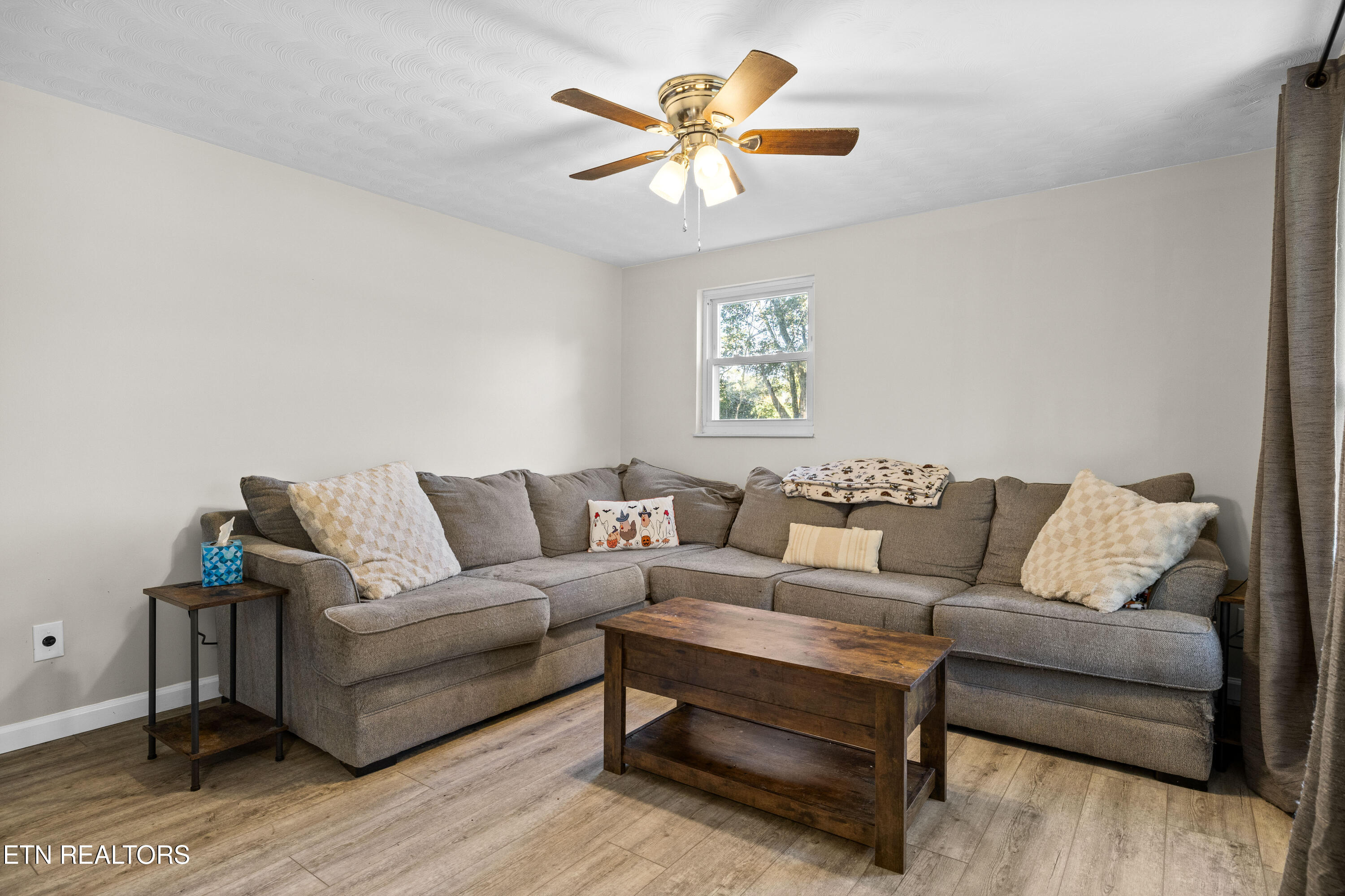 8722 Mascot Rd, Knoxville