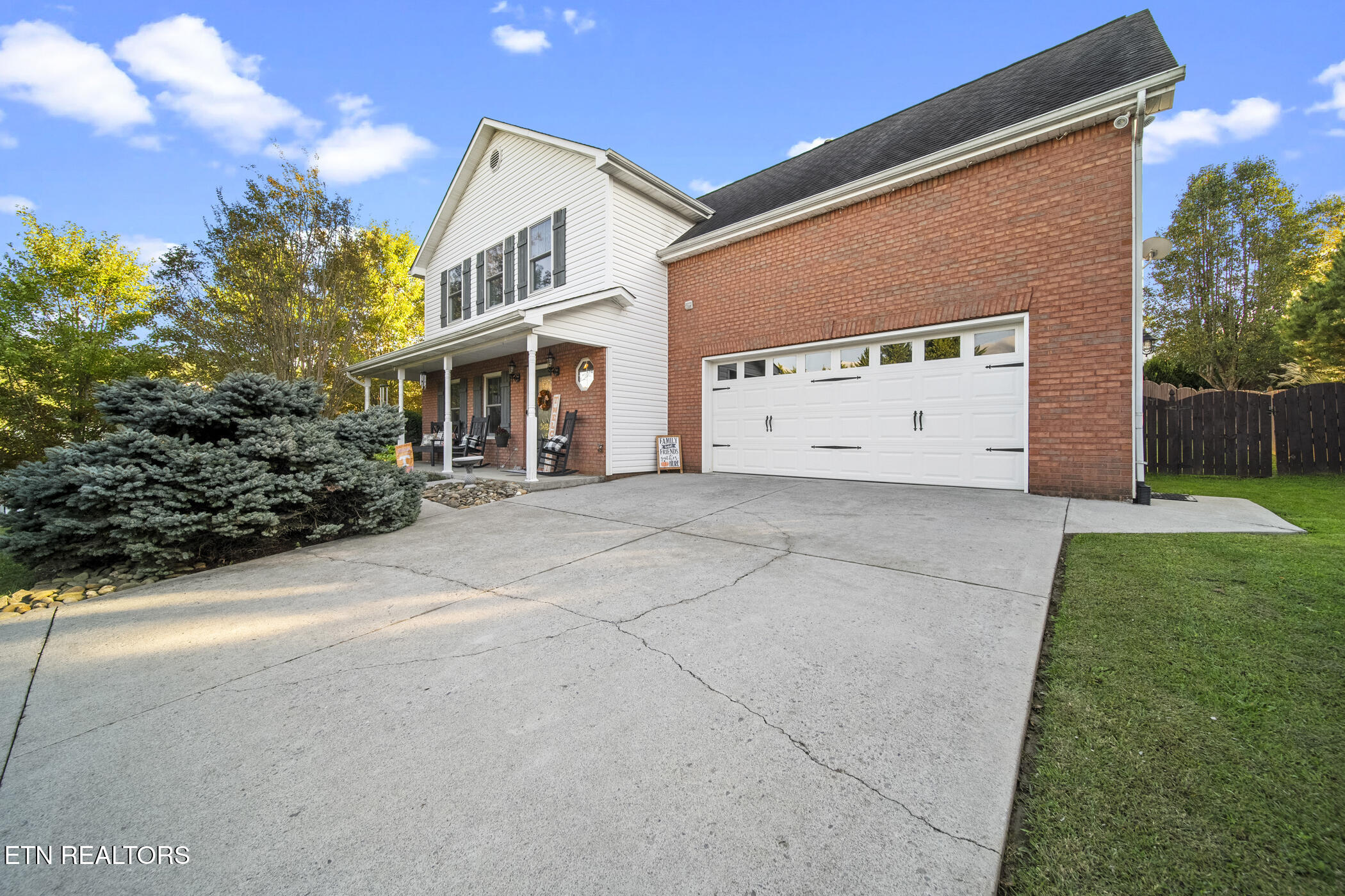6614 Ruby June Lane