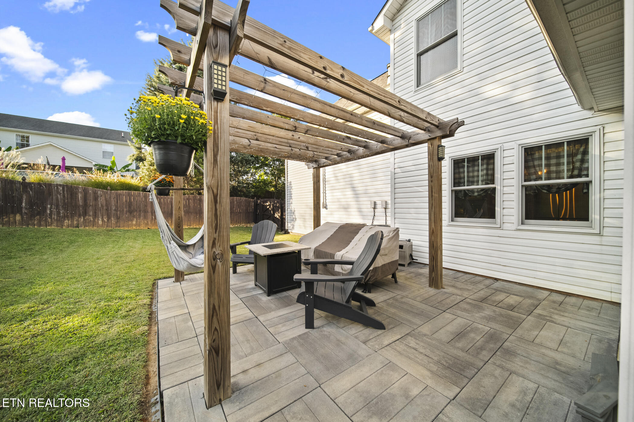6614 Ruby June Lane