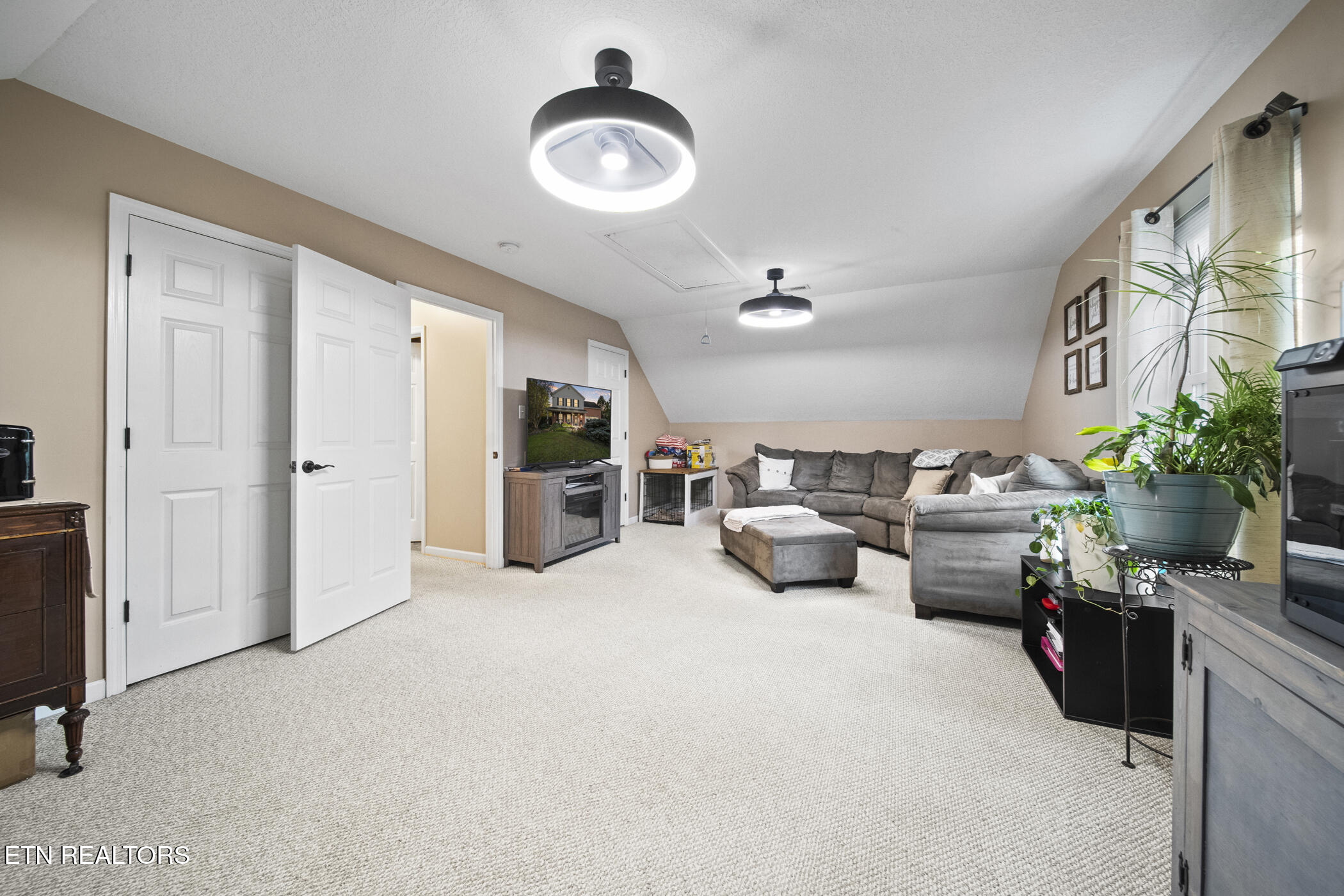 6614 Ruby June Lane
