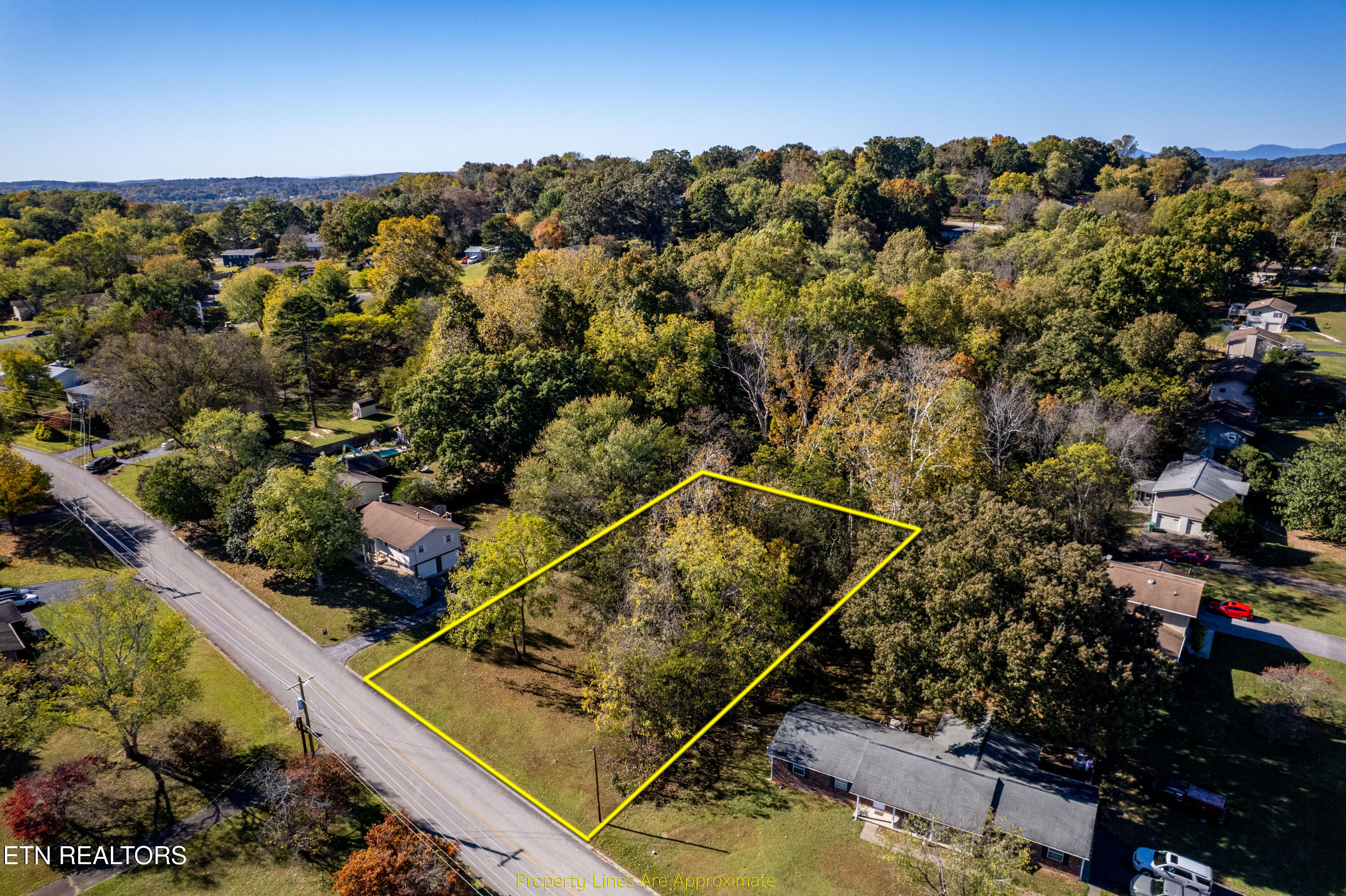 11905 Midhurst Drive