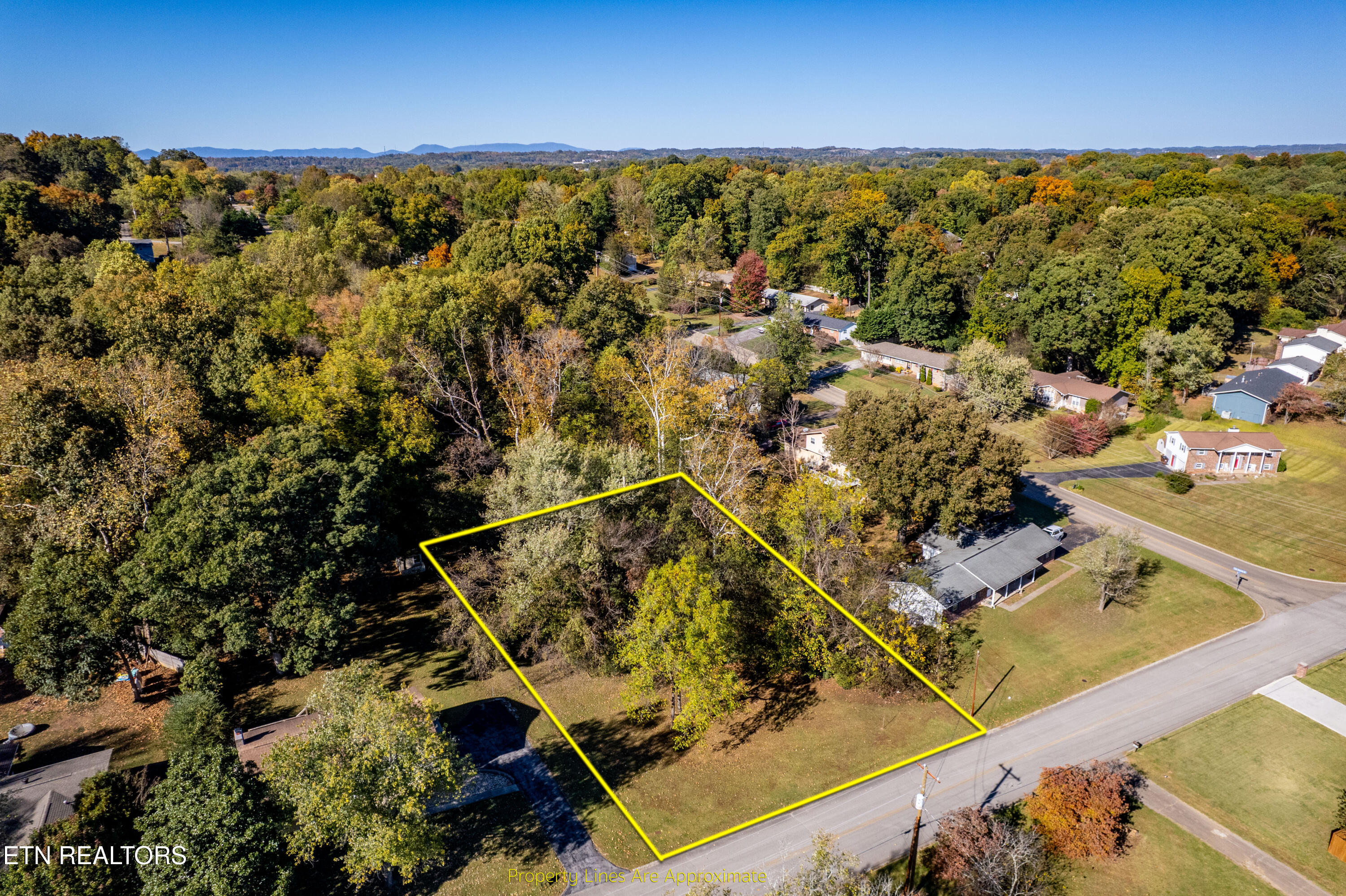 11905 Midhurst Drive