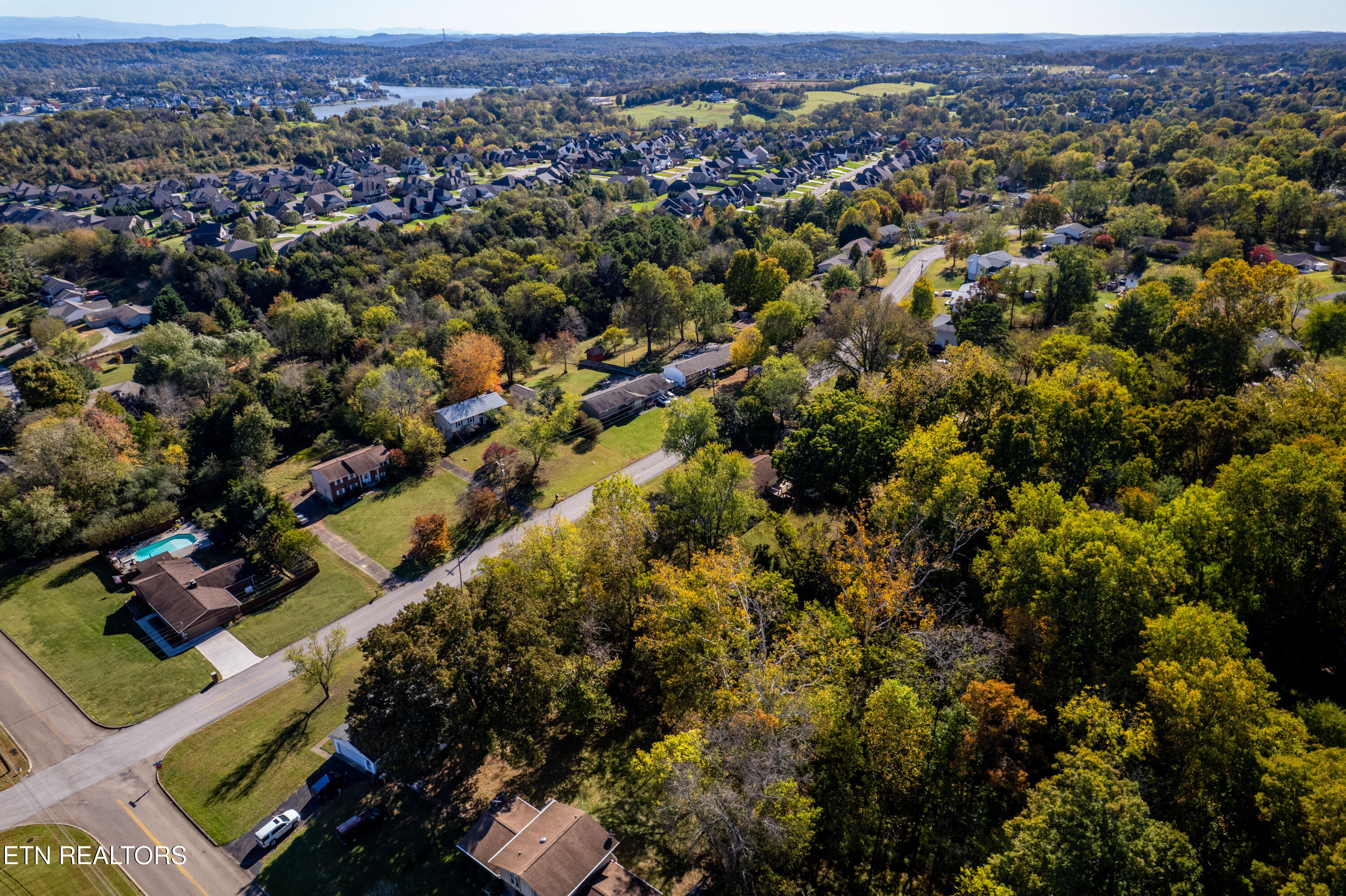 11905 Midhurst Drive