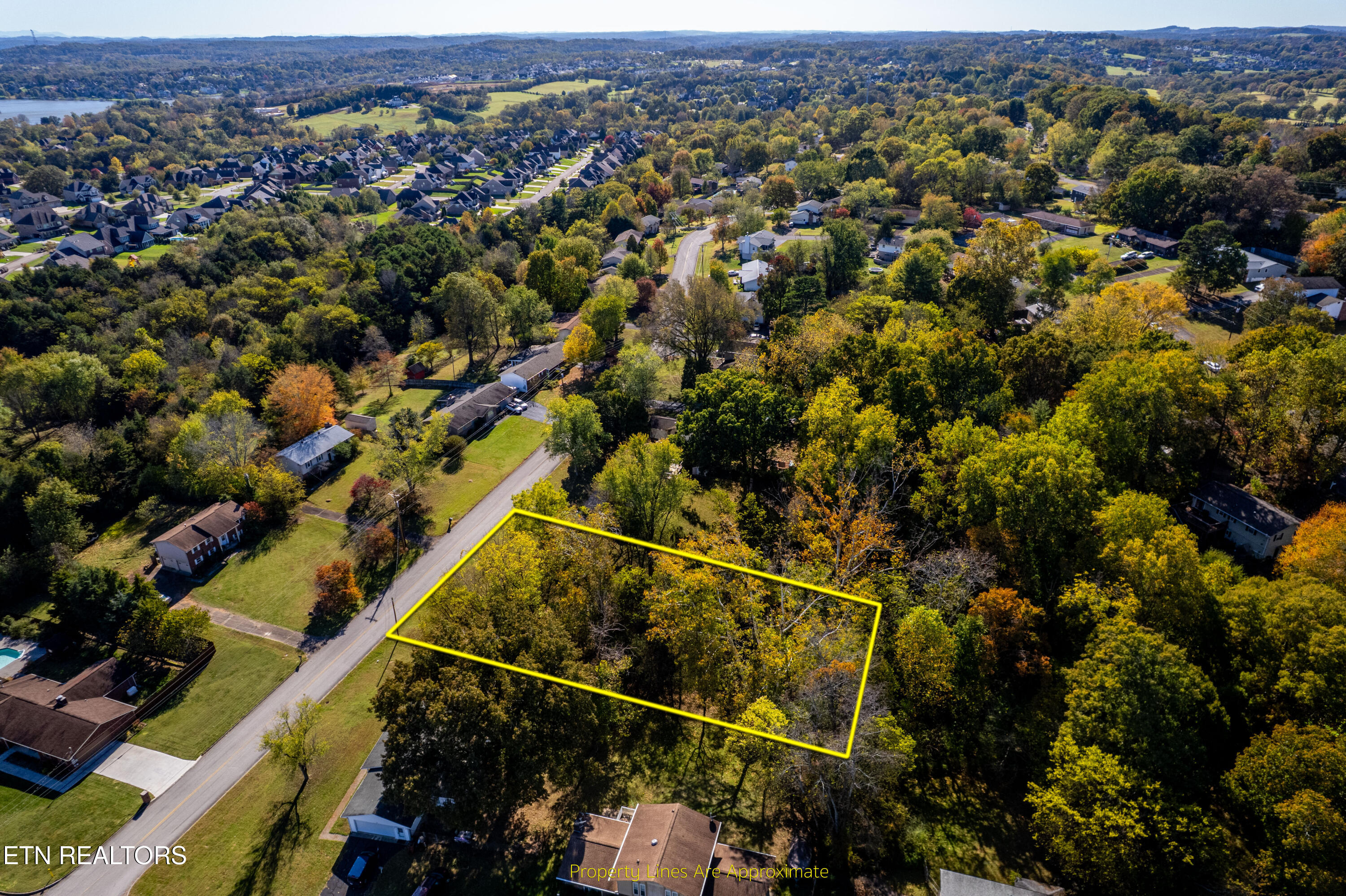 11905 Midhurst Drive