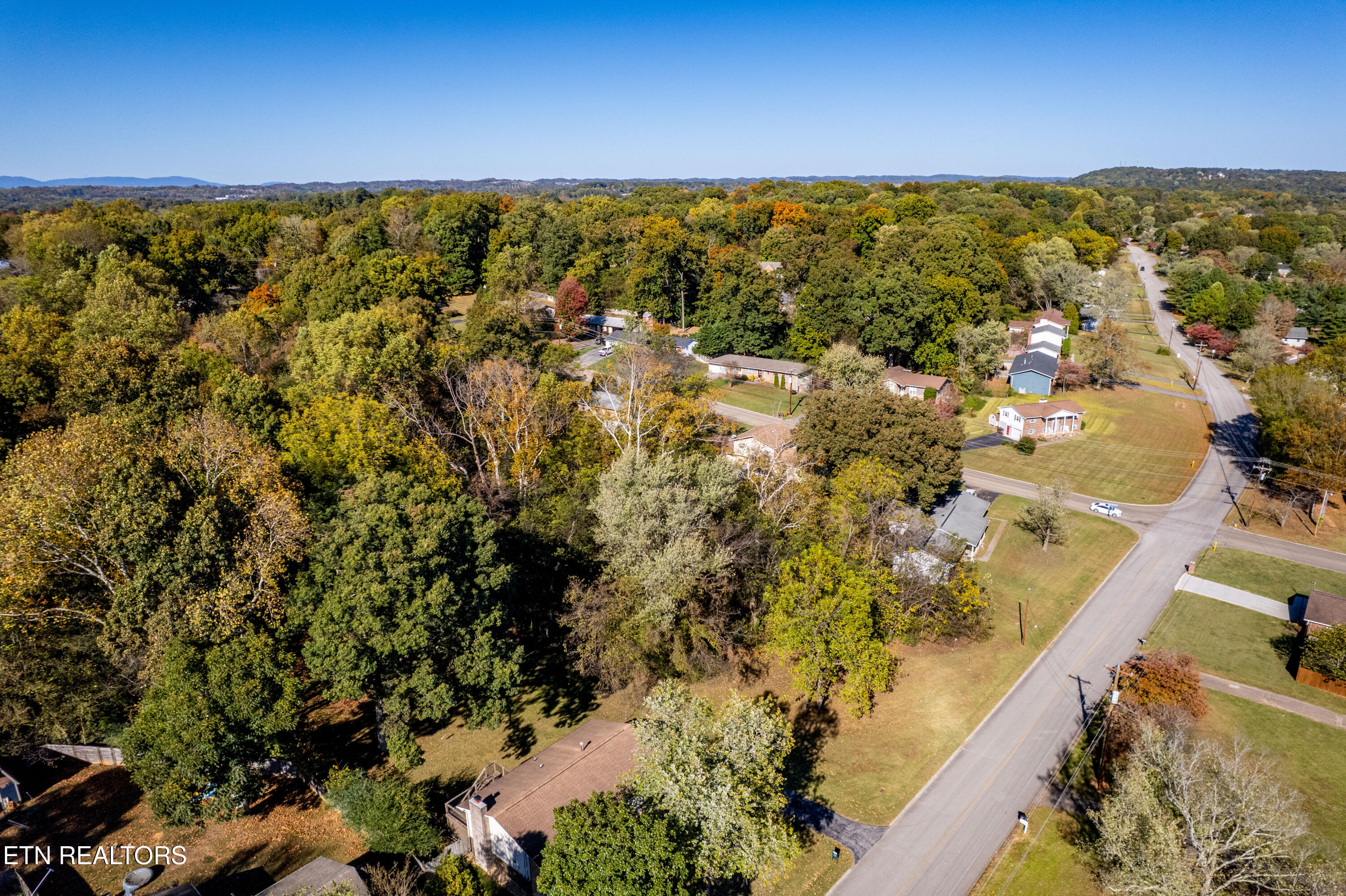 11905 Midhurst Drive