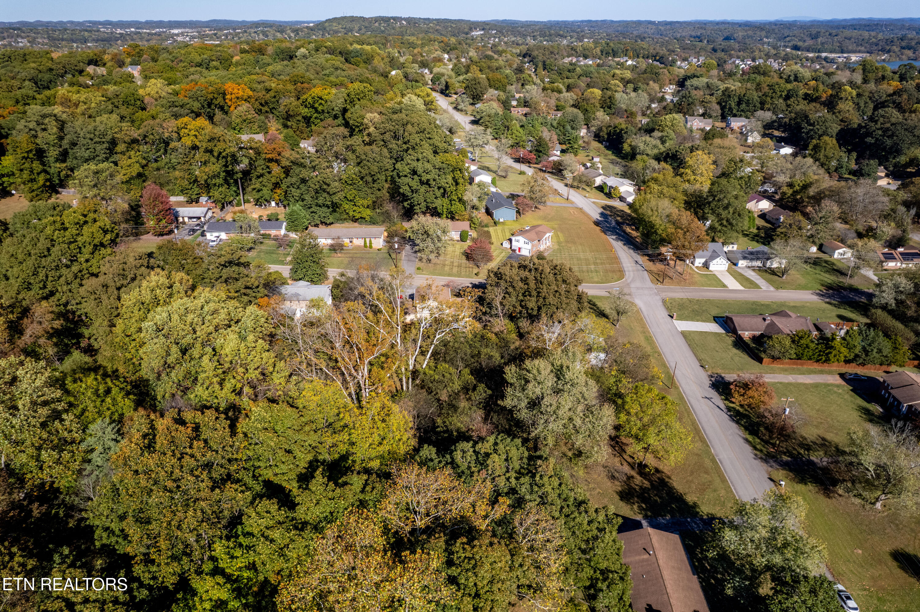 11905 Midhurst Drive