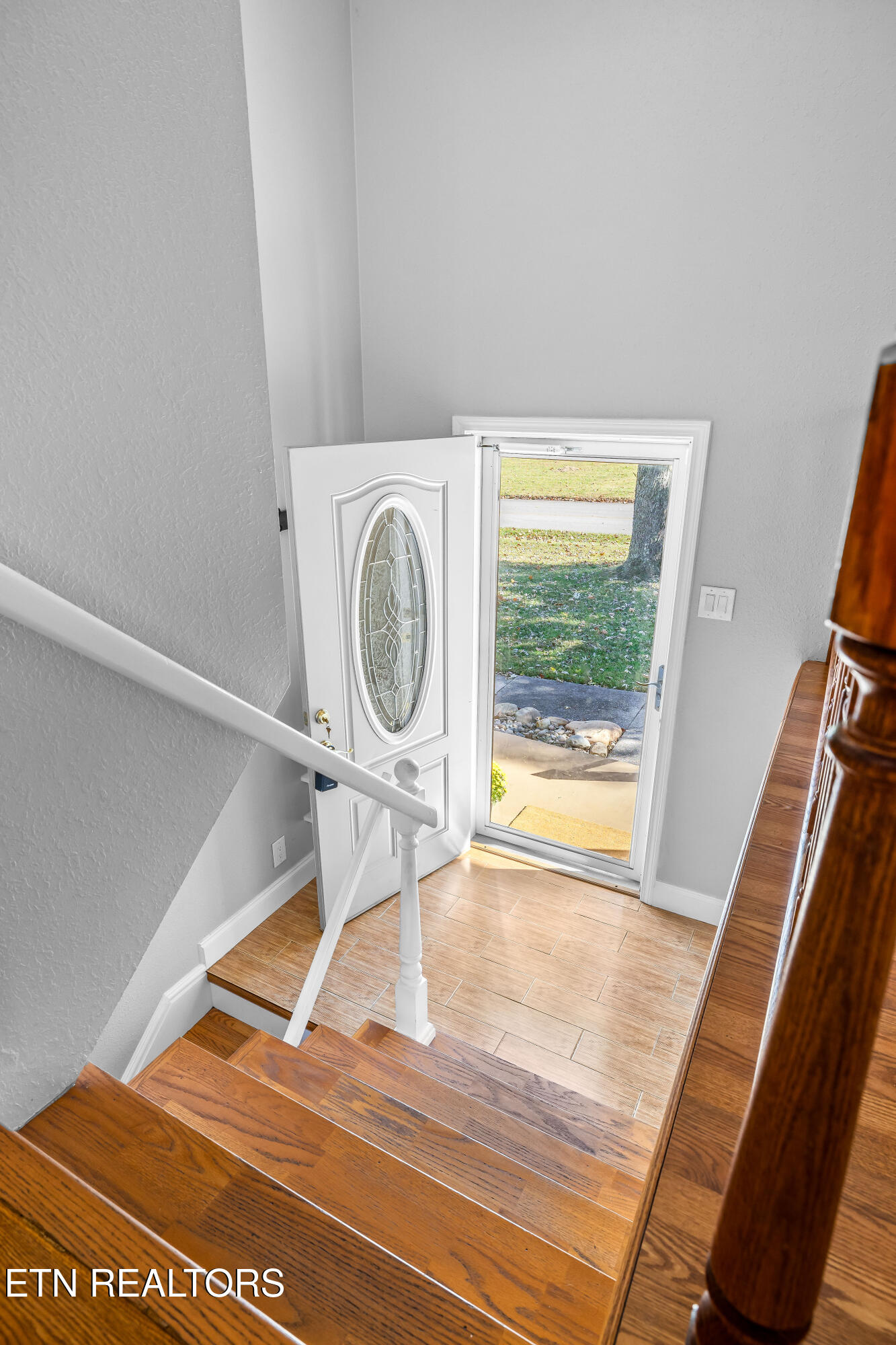 11909 Midhurst Drive