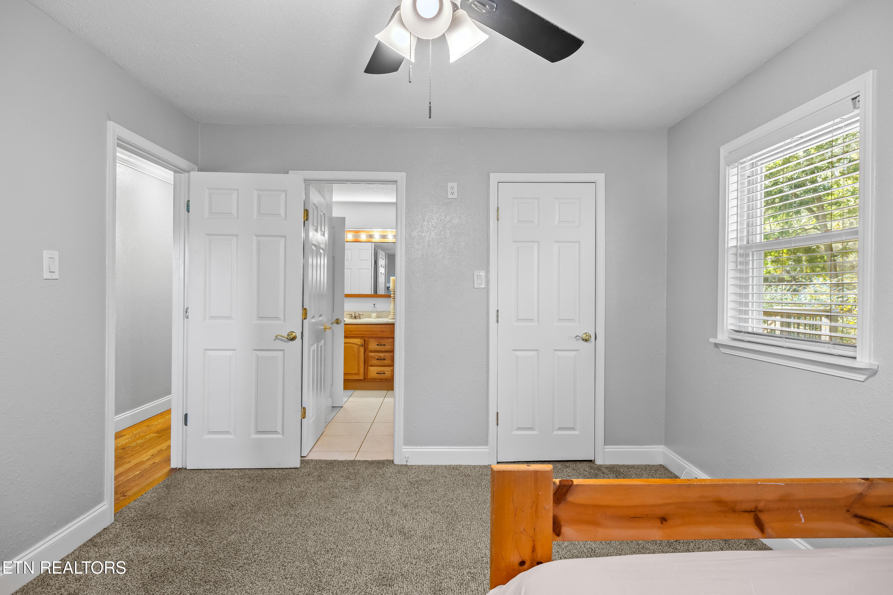 11909 Midhurst Drive