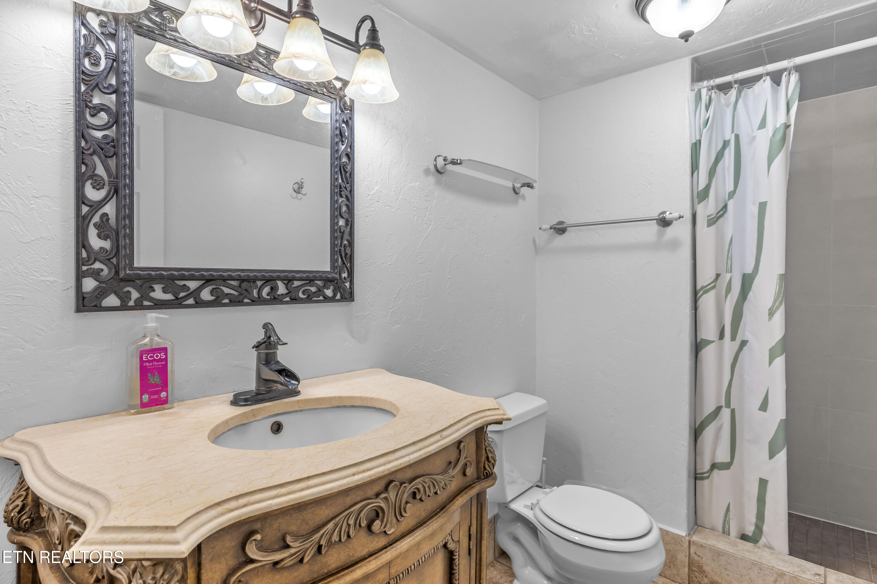 11909 Midhurst Drive