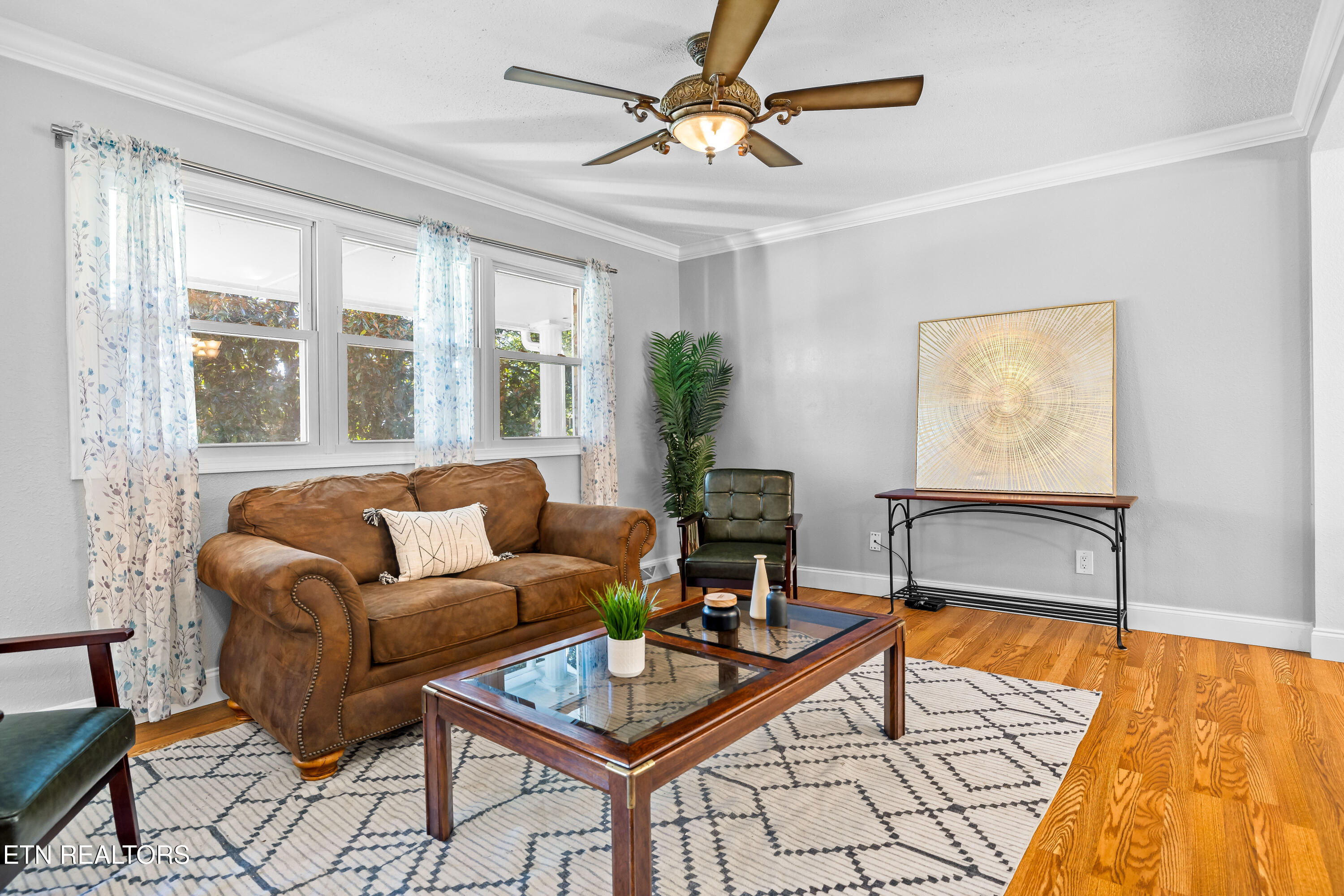 11909 Midhurst Drive