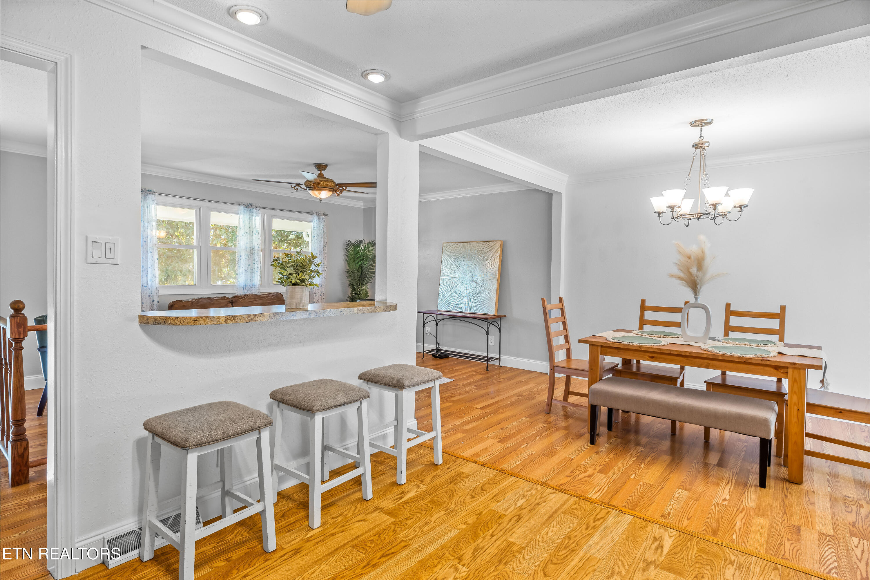 11909 Midhurst Drive