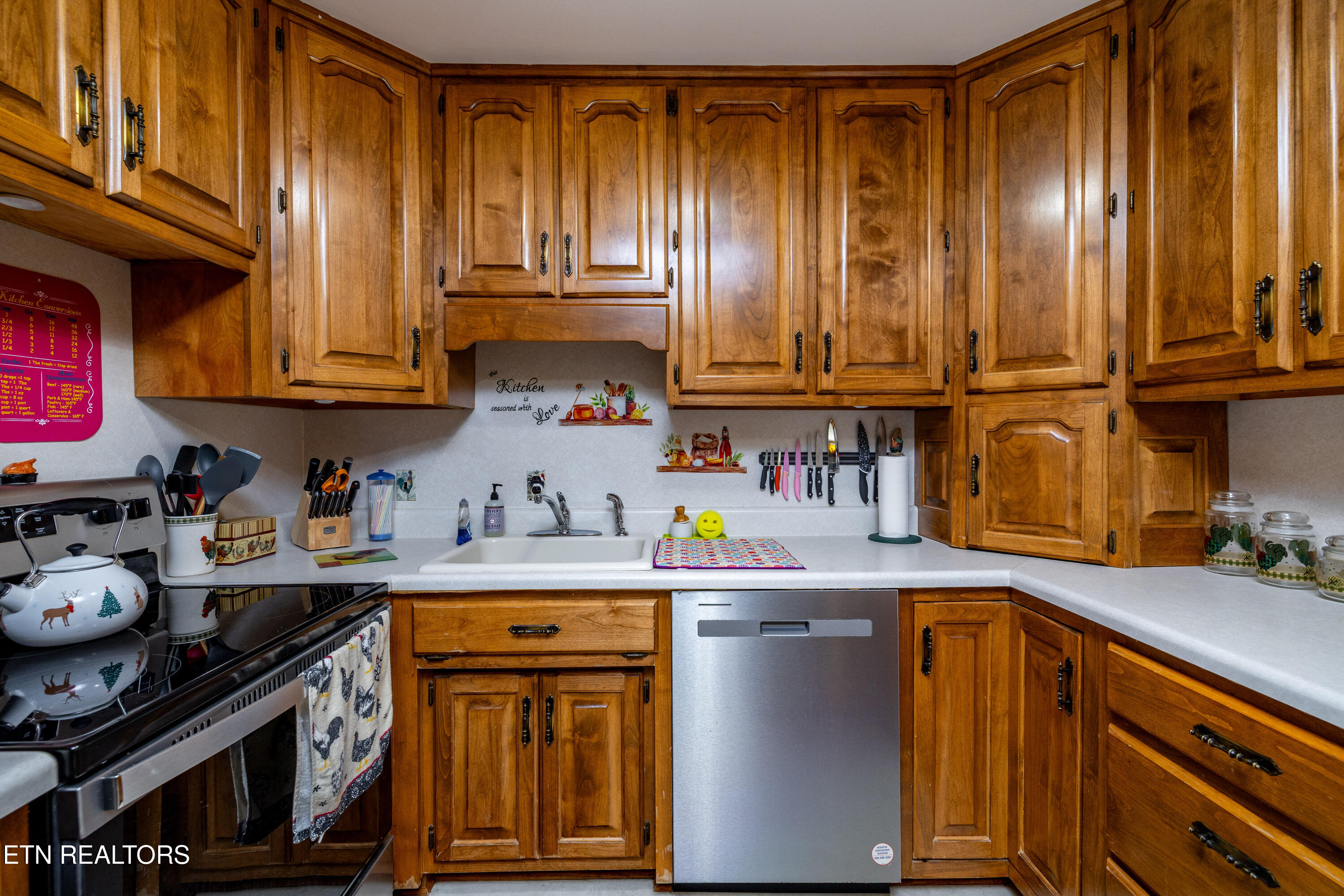 1321 Tapoco Ave