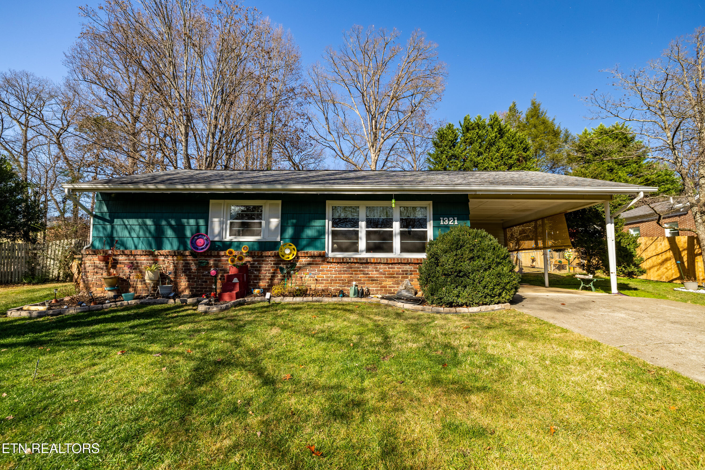 1321 Tapoco Ave