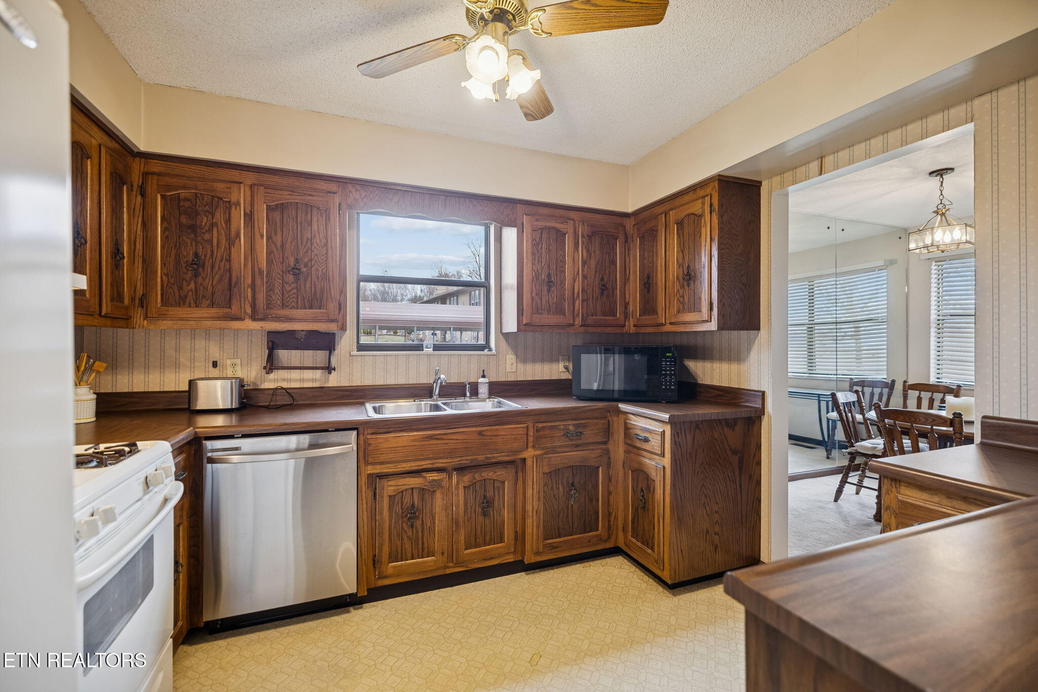 2910 Pueblo Court