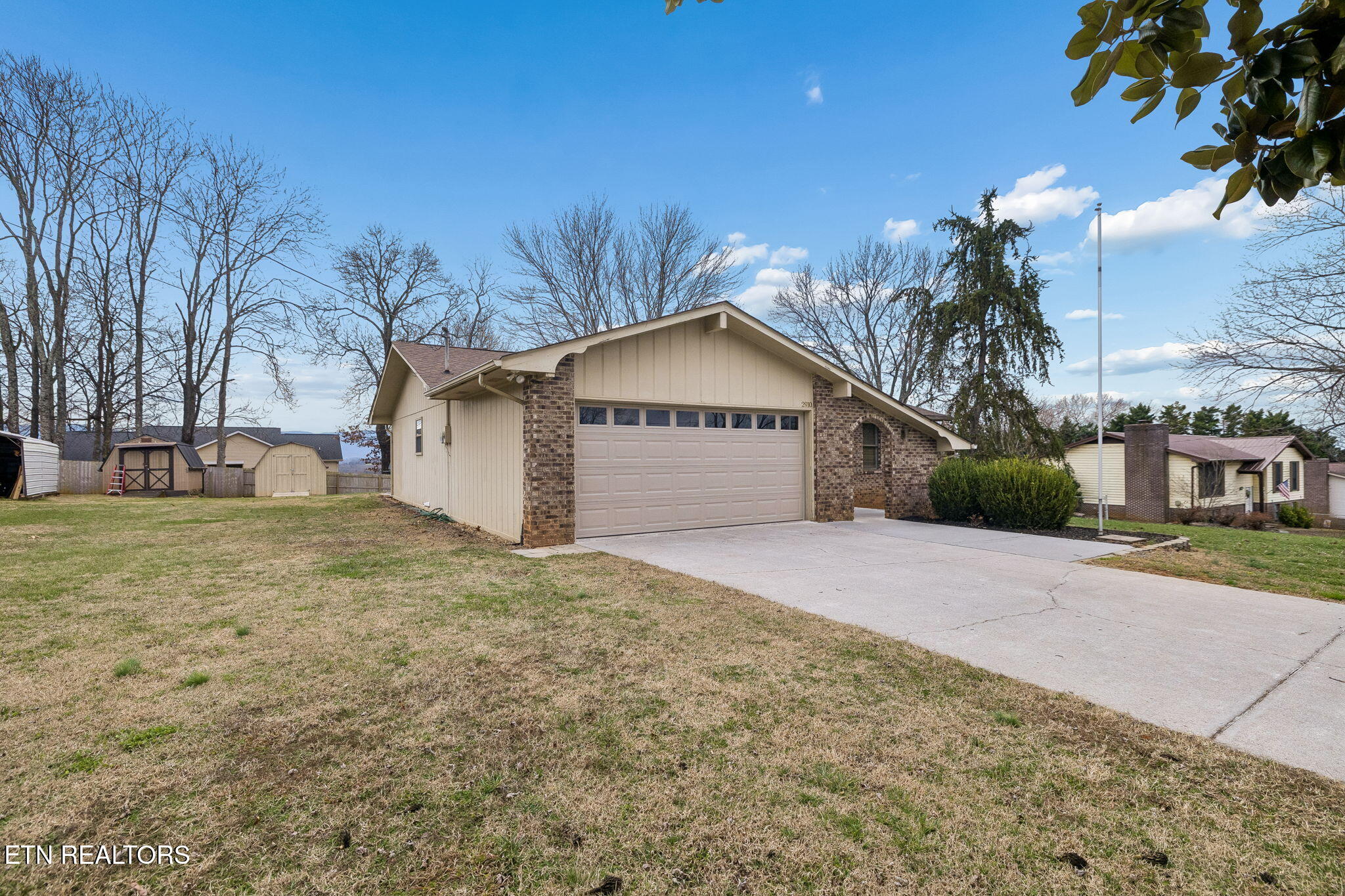 2910 Pueblo Court