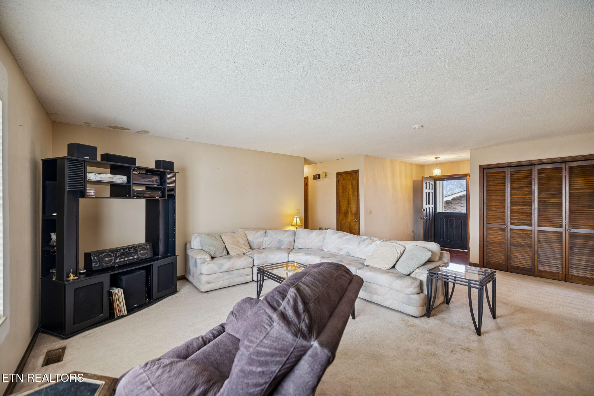 2910 Pueblo Court