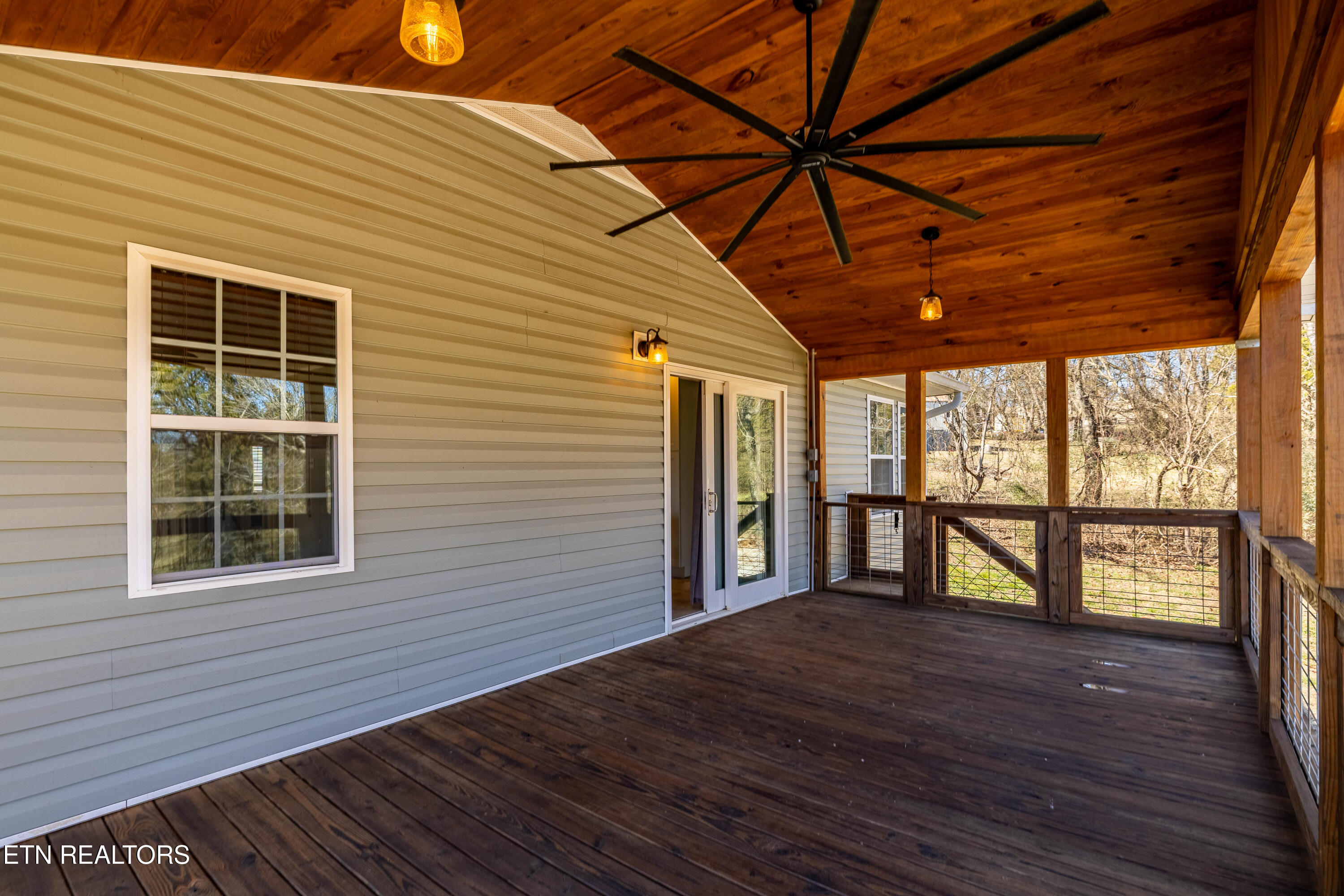 541 Sunflower Circle