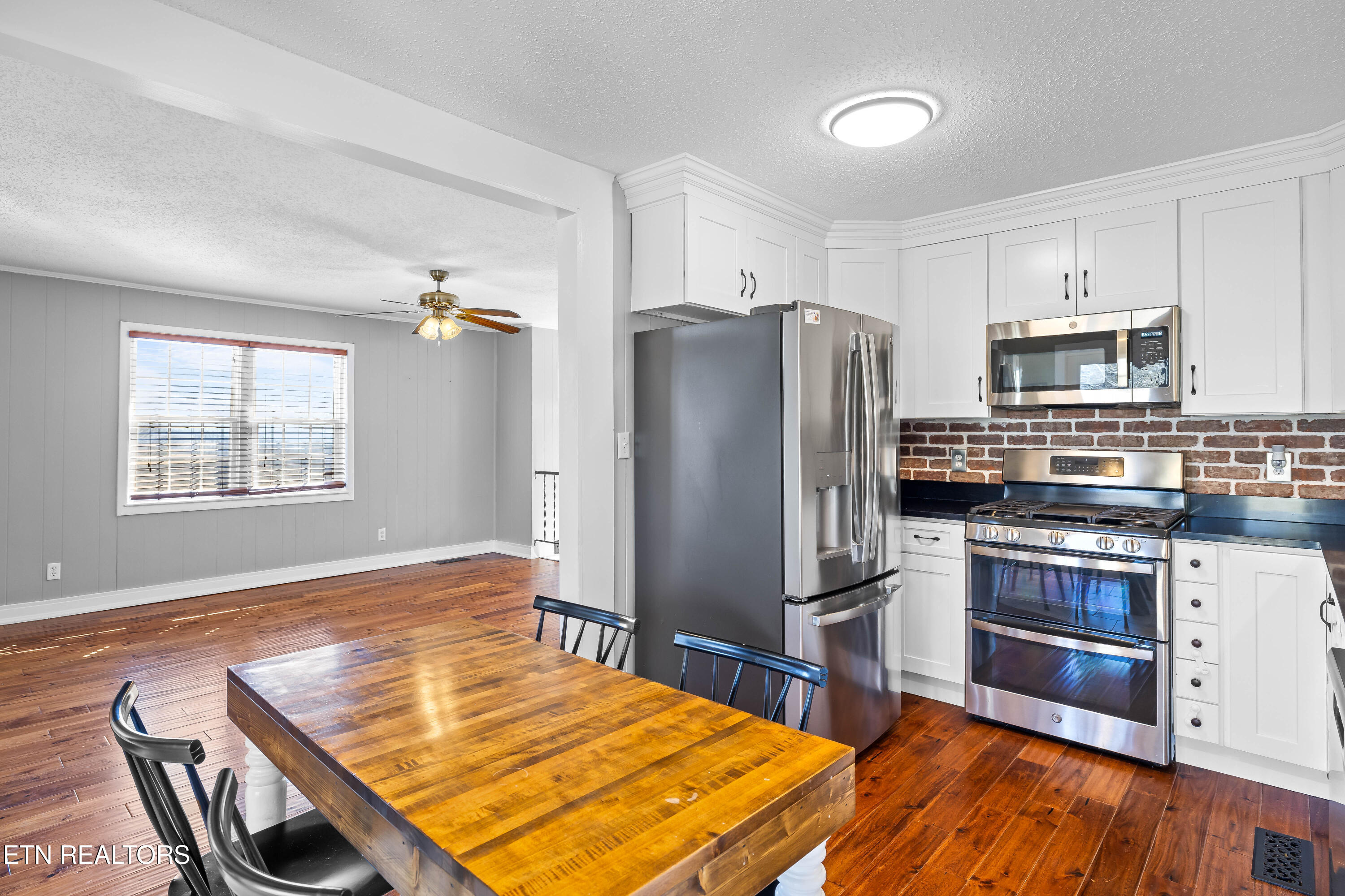 541 Sunflower Circle