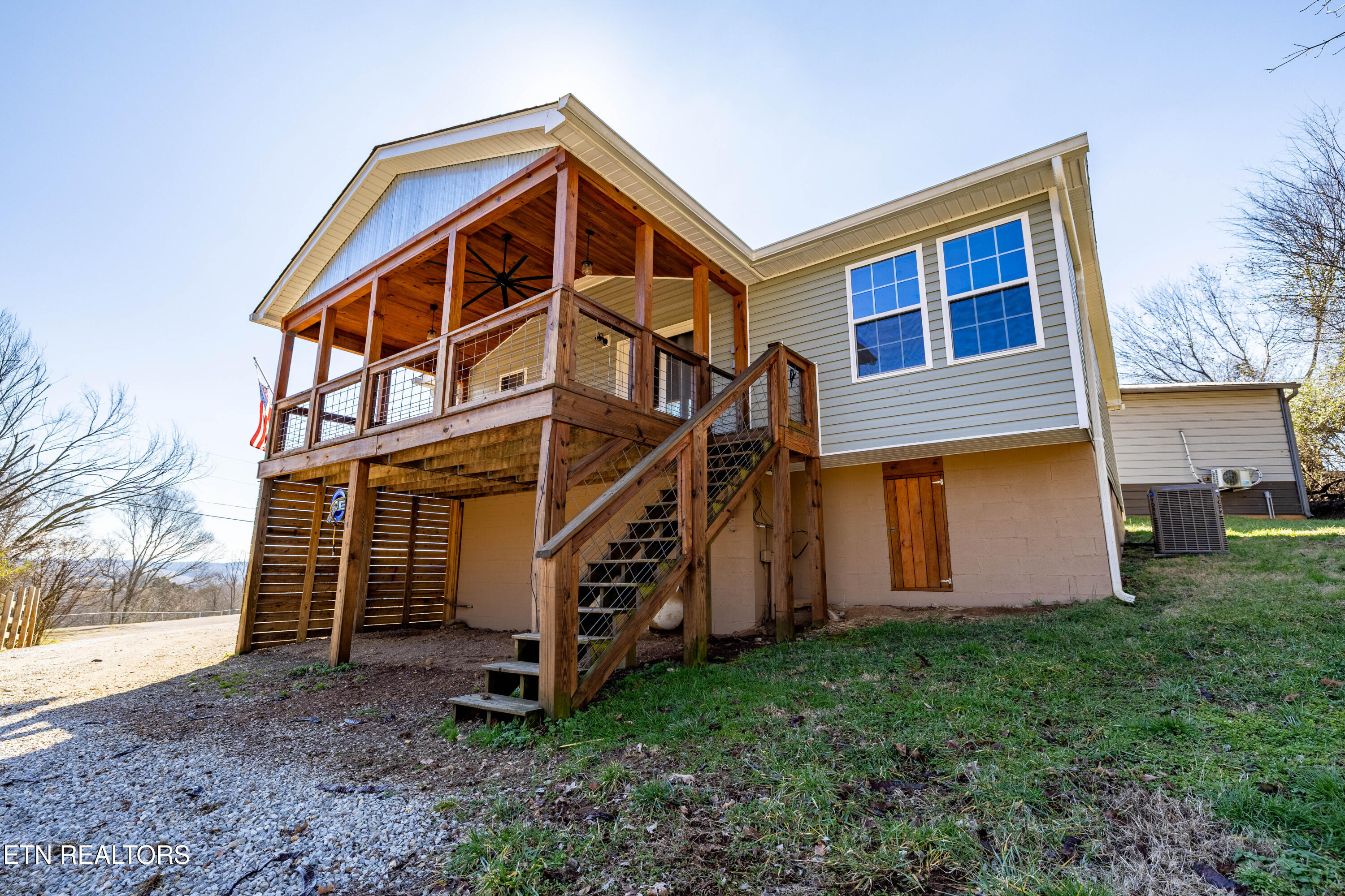 541 Sunflower Circle