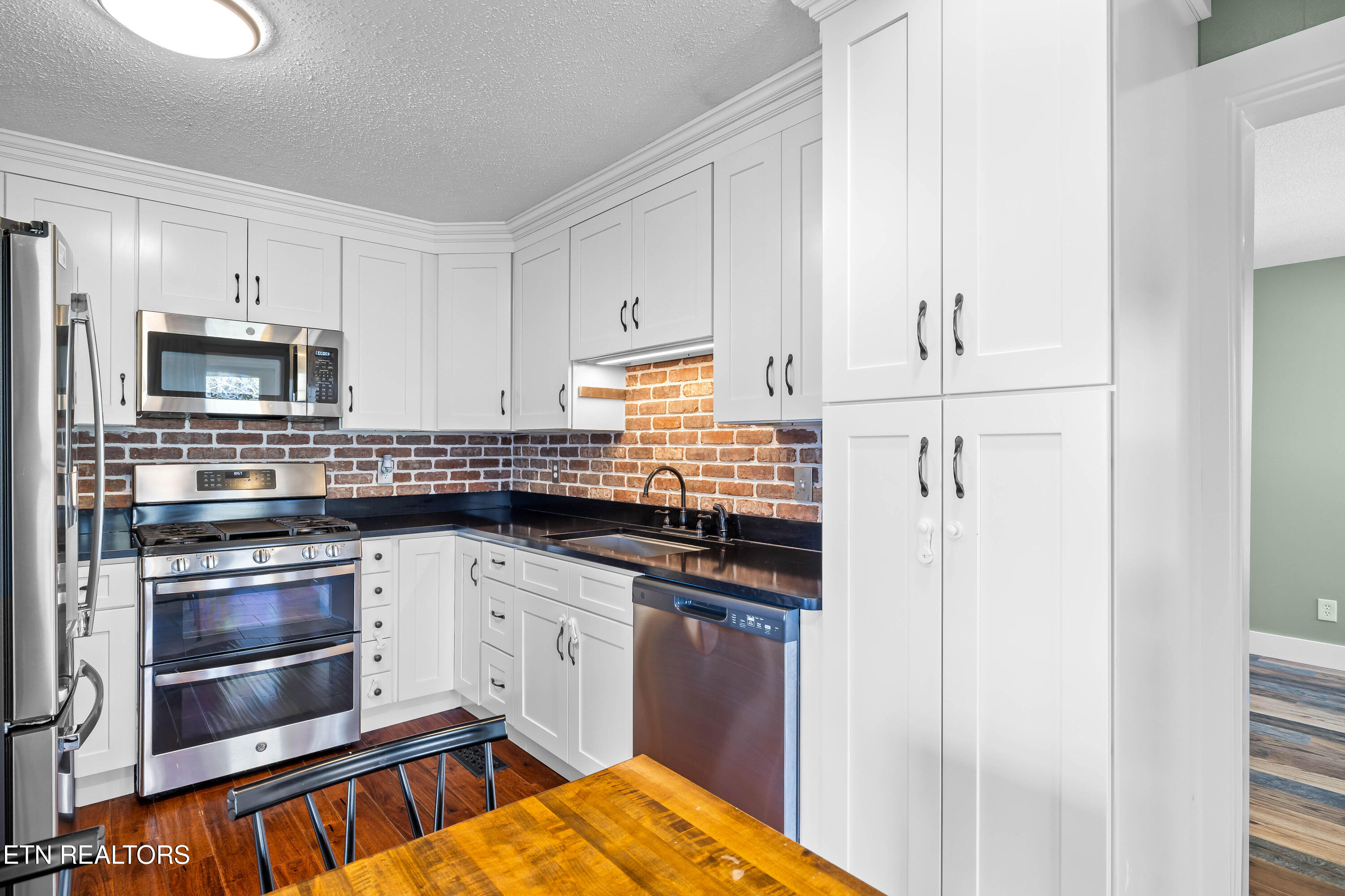 541 Sunflower Circle