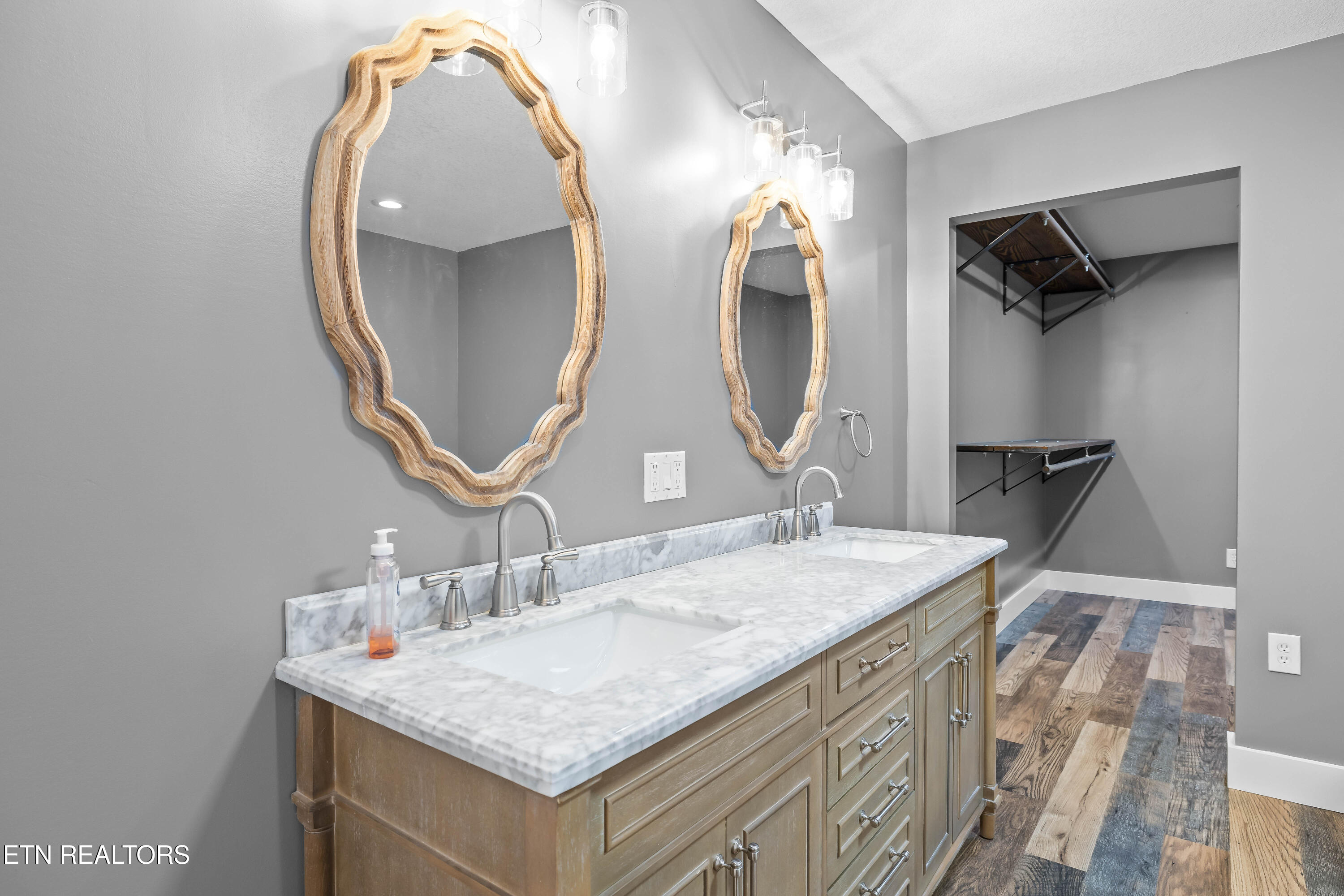 541 Sunflower Circle