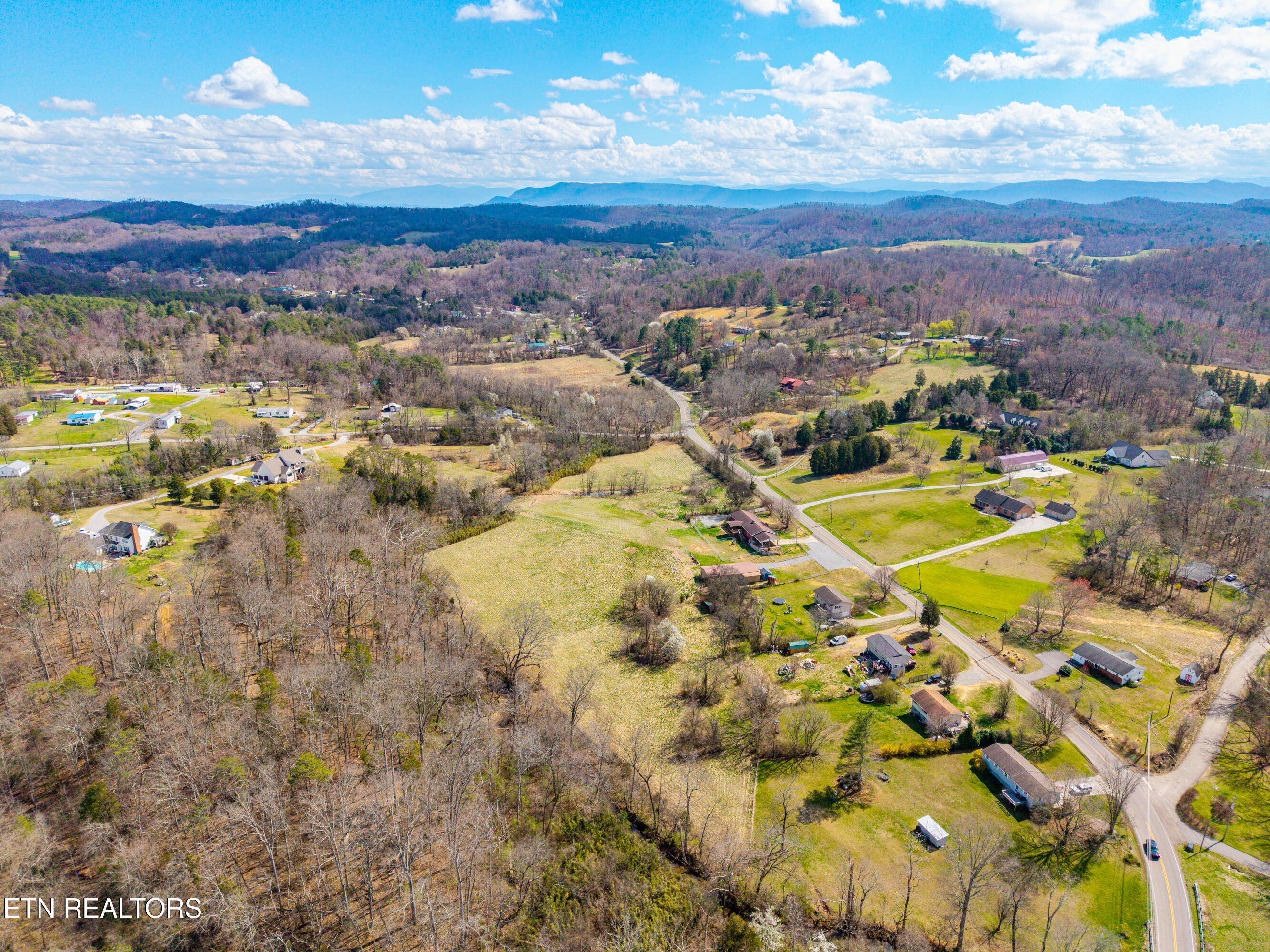 911 Tipton Station Rd