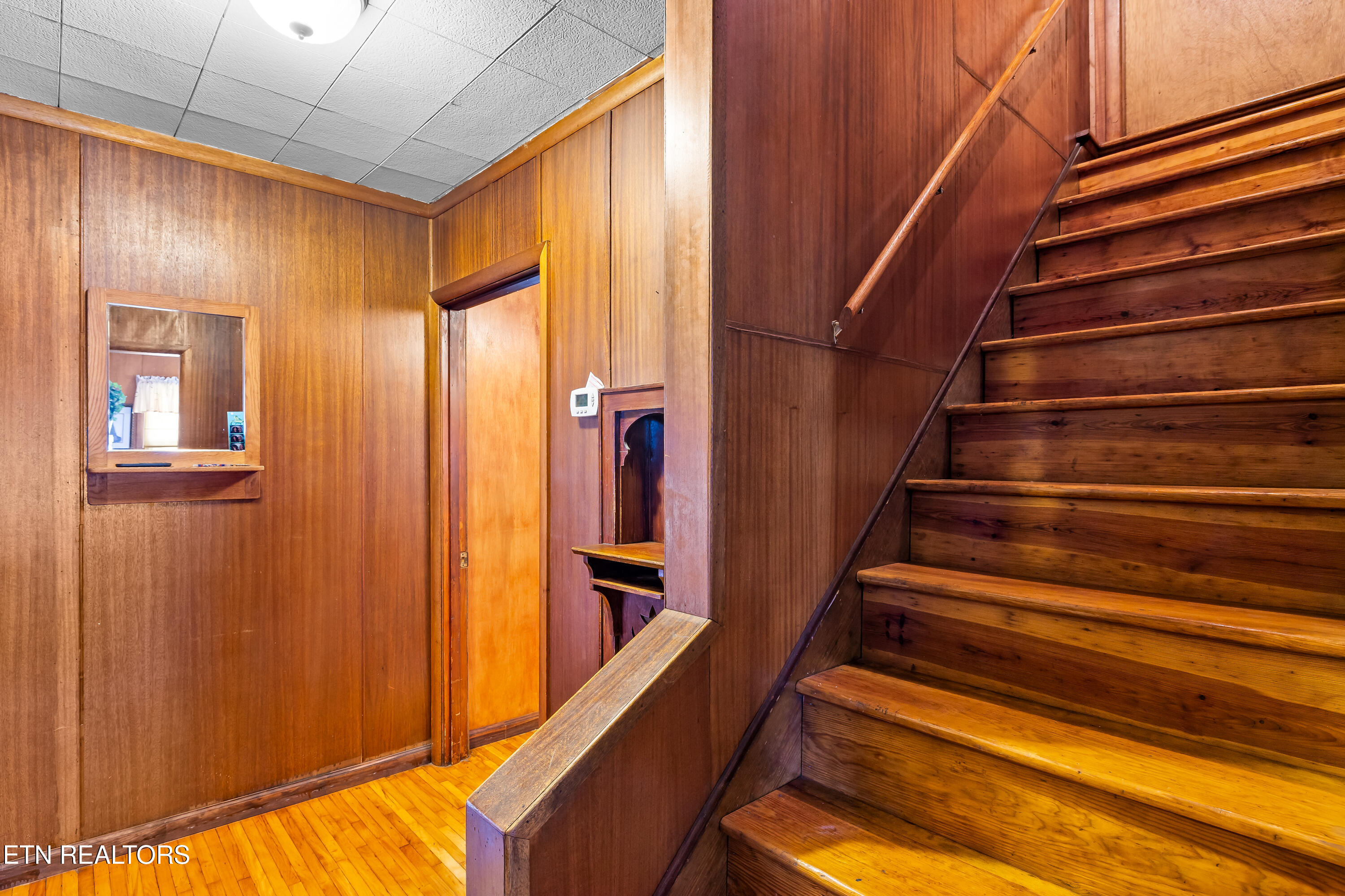 2521 Seymour Ave