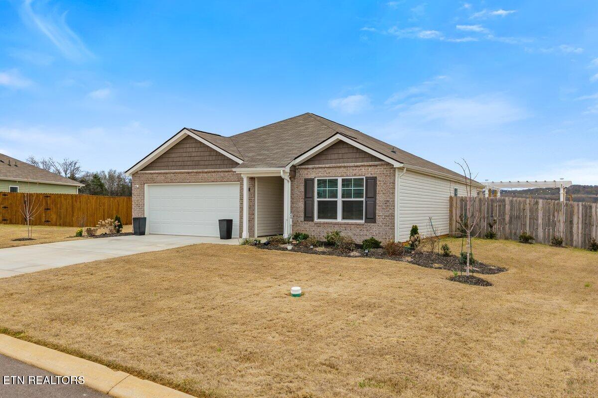 176 Crescent Circle