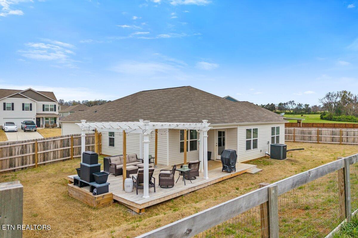 176 Crescent Circle