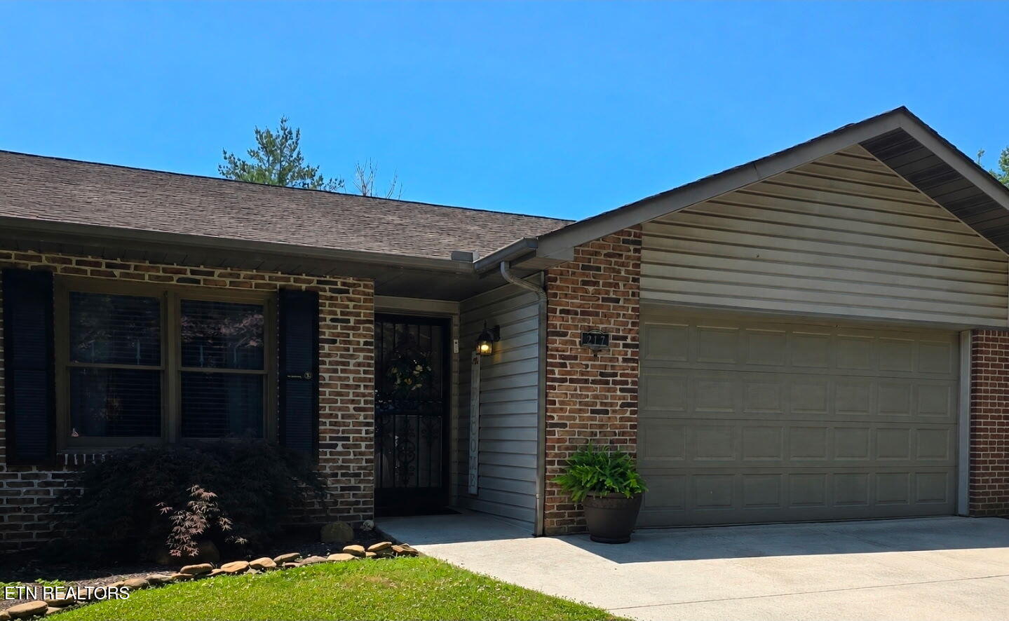 217 Villa Drive
