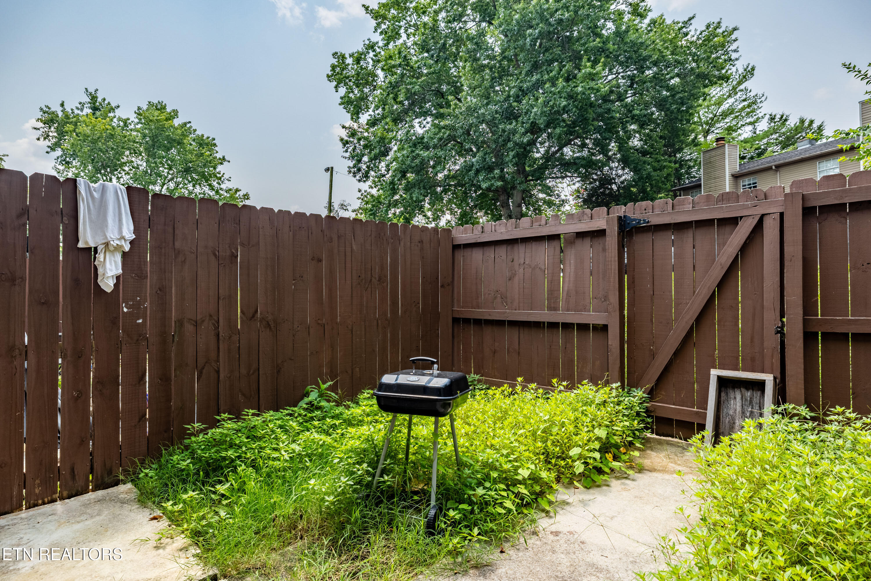 9125 NW Cedarpark Lane
