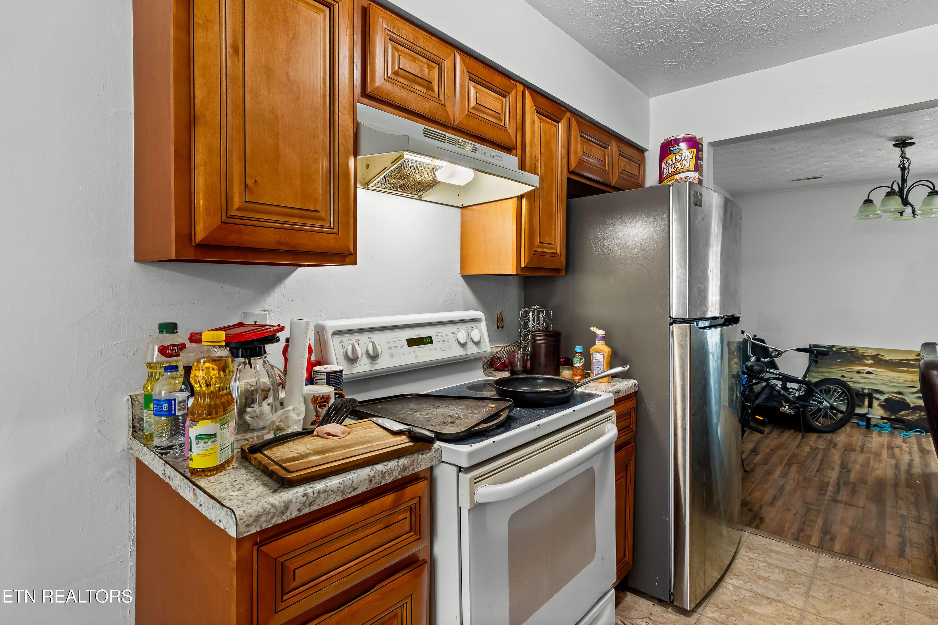9125 NW Cedarpark Lane