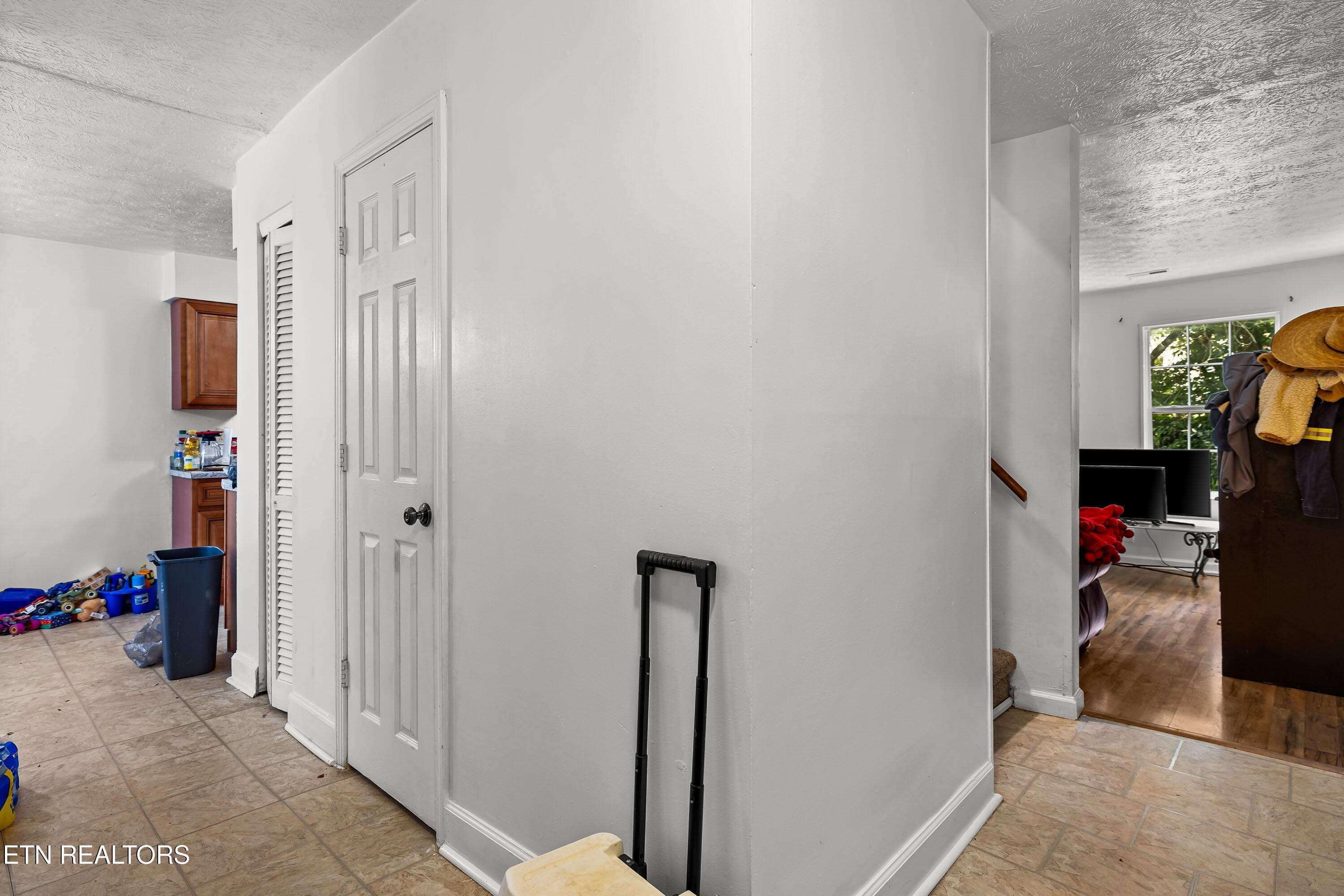 9125 NW Cedarpark Lane