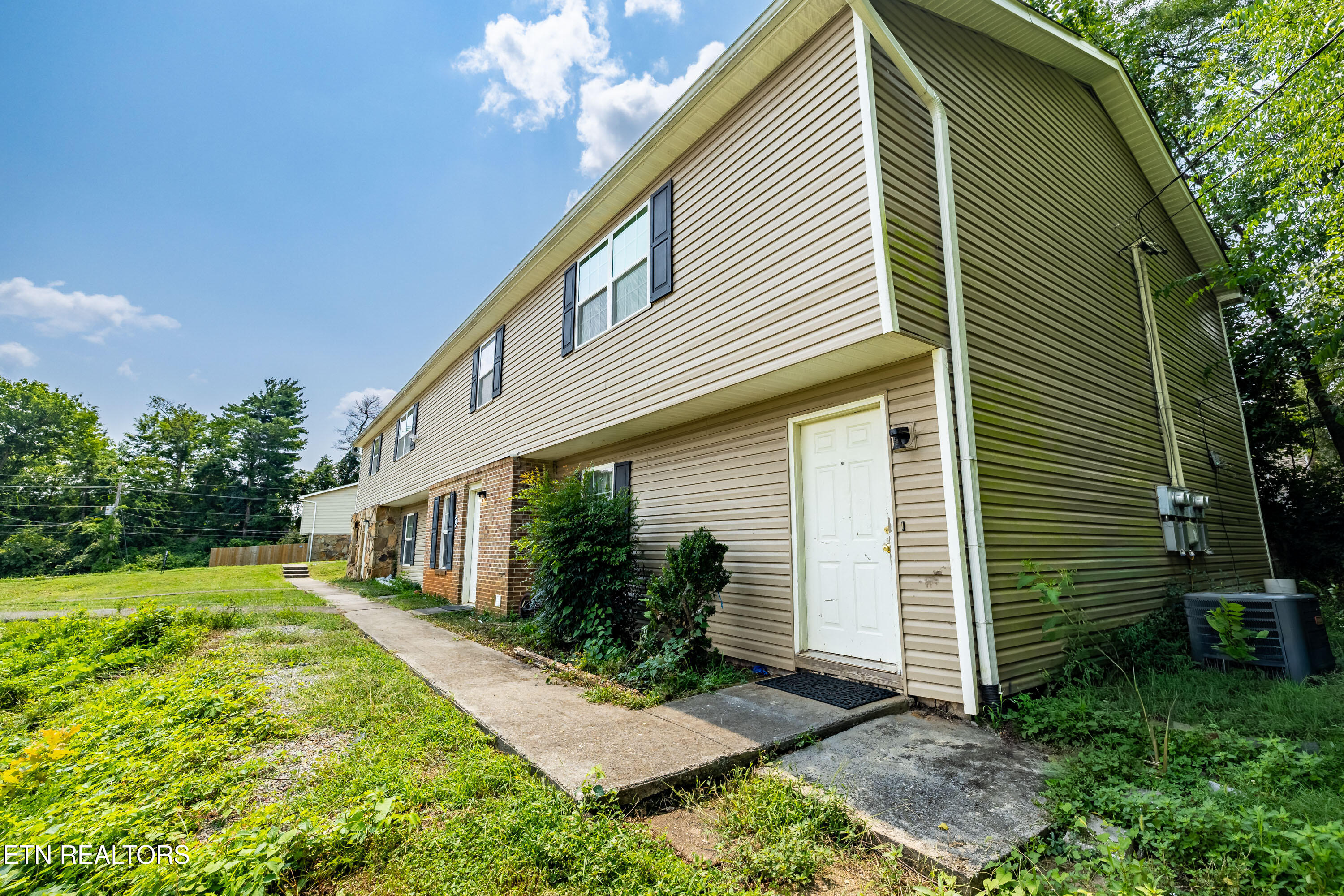 9125 NW Cedarpark Lane
